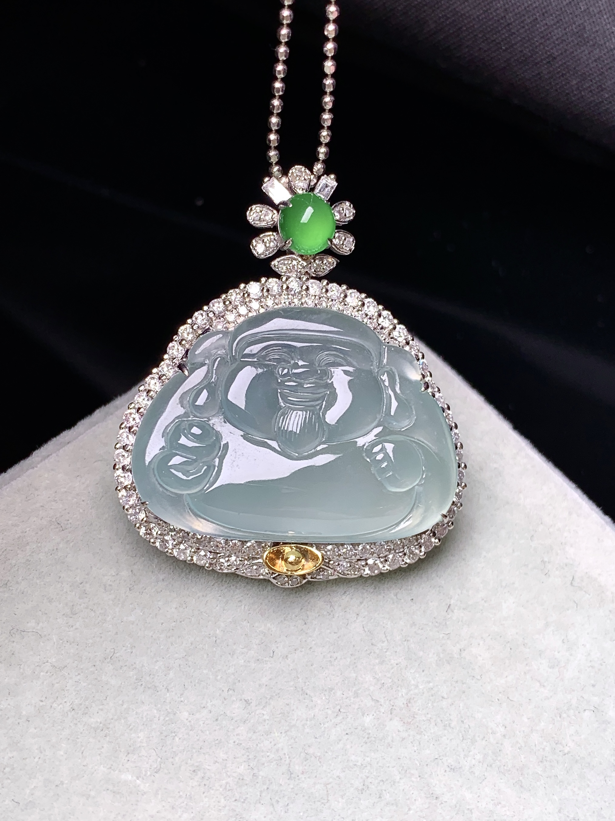 18k金钻镶嵌冰种财神爷吊坠 玉质细腻 水润亮眼 色泽艳丽 整体尺寸30.3*25.6*9.5k1