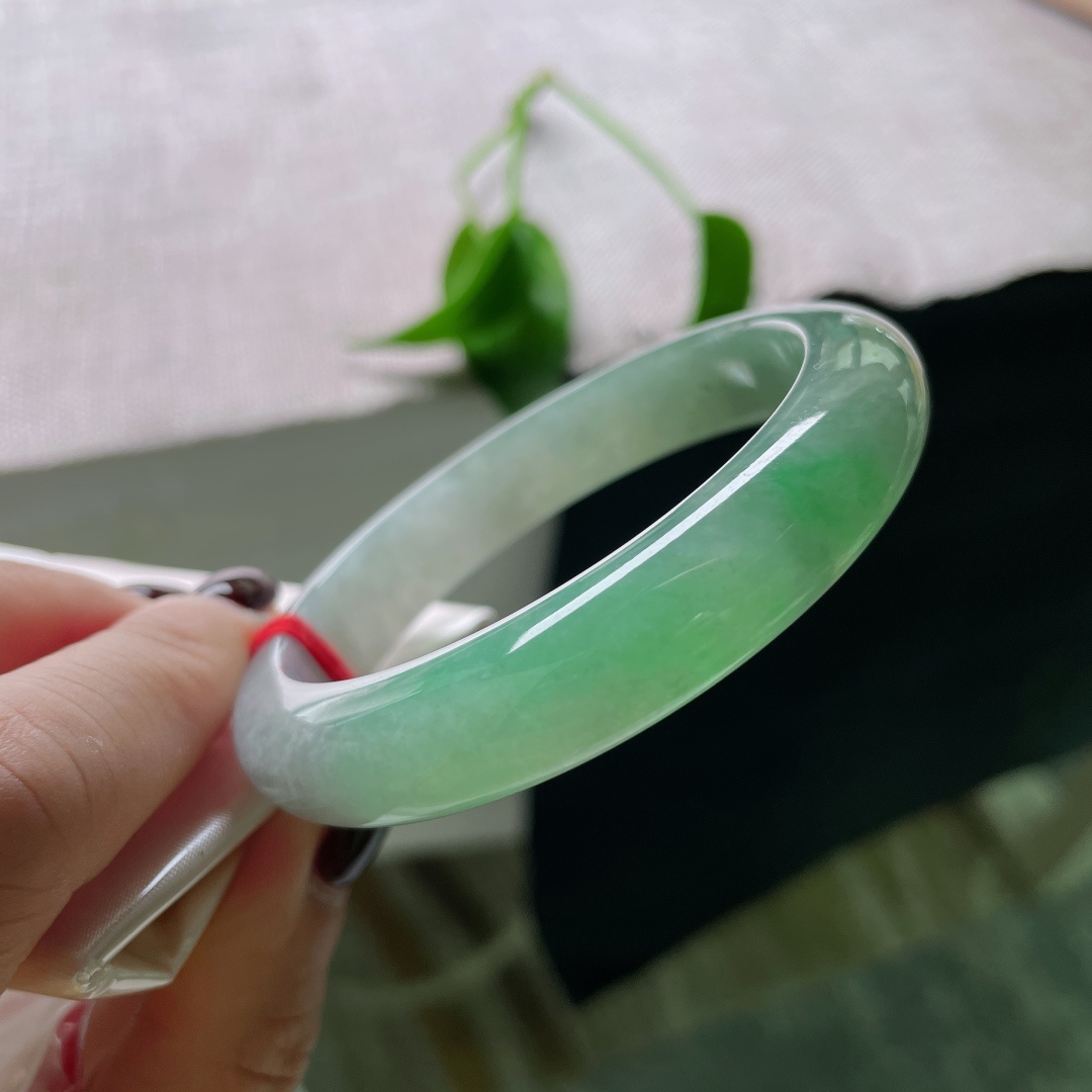 56.5/12/8.4绿底正圈，一念起，万水千山；一念灭，沧海桑田。无裂，ss50725a