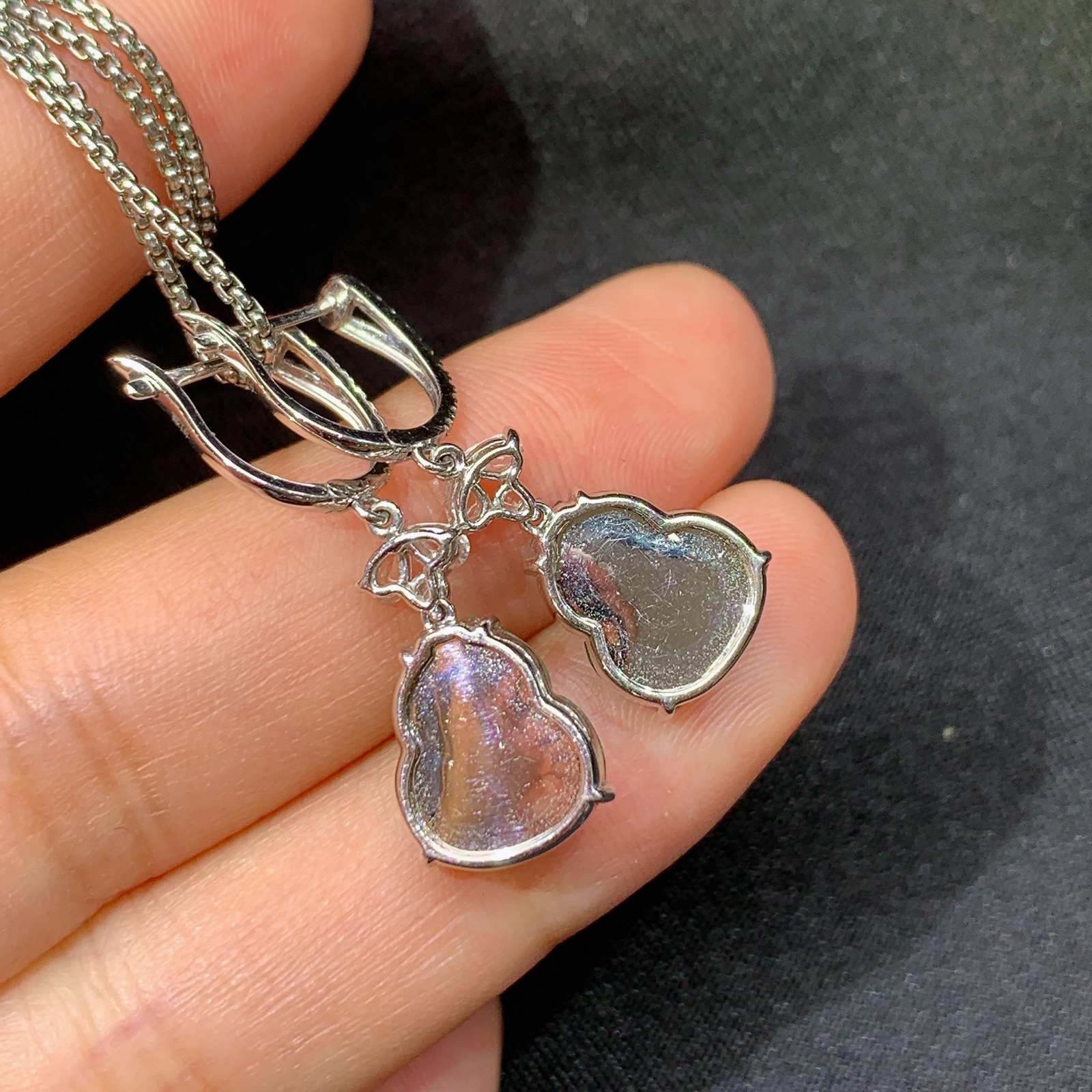 冰阳绿葫芦耳坠，18k金镶嵌，简约时尚，冰润色阳，种水足，L6 尺寸10.9*9*3