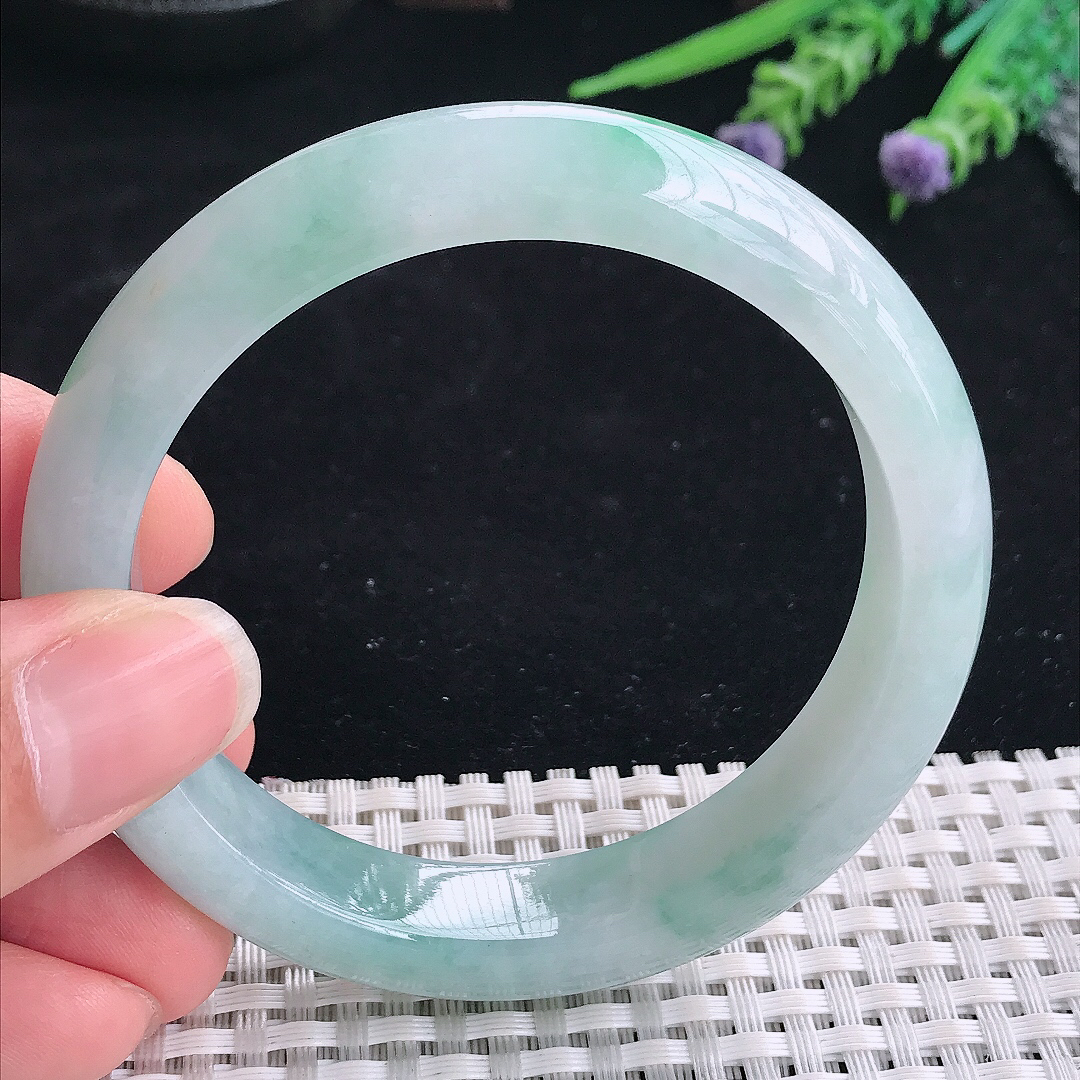 实拍A货翡翠58/12.9/8.5老坑冰润起胶飘绿手镯翡翠宽边玉镯平安镯美人镯