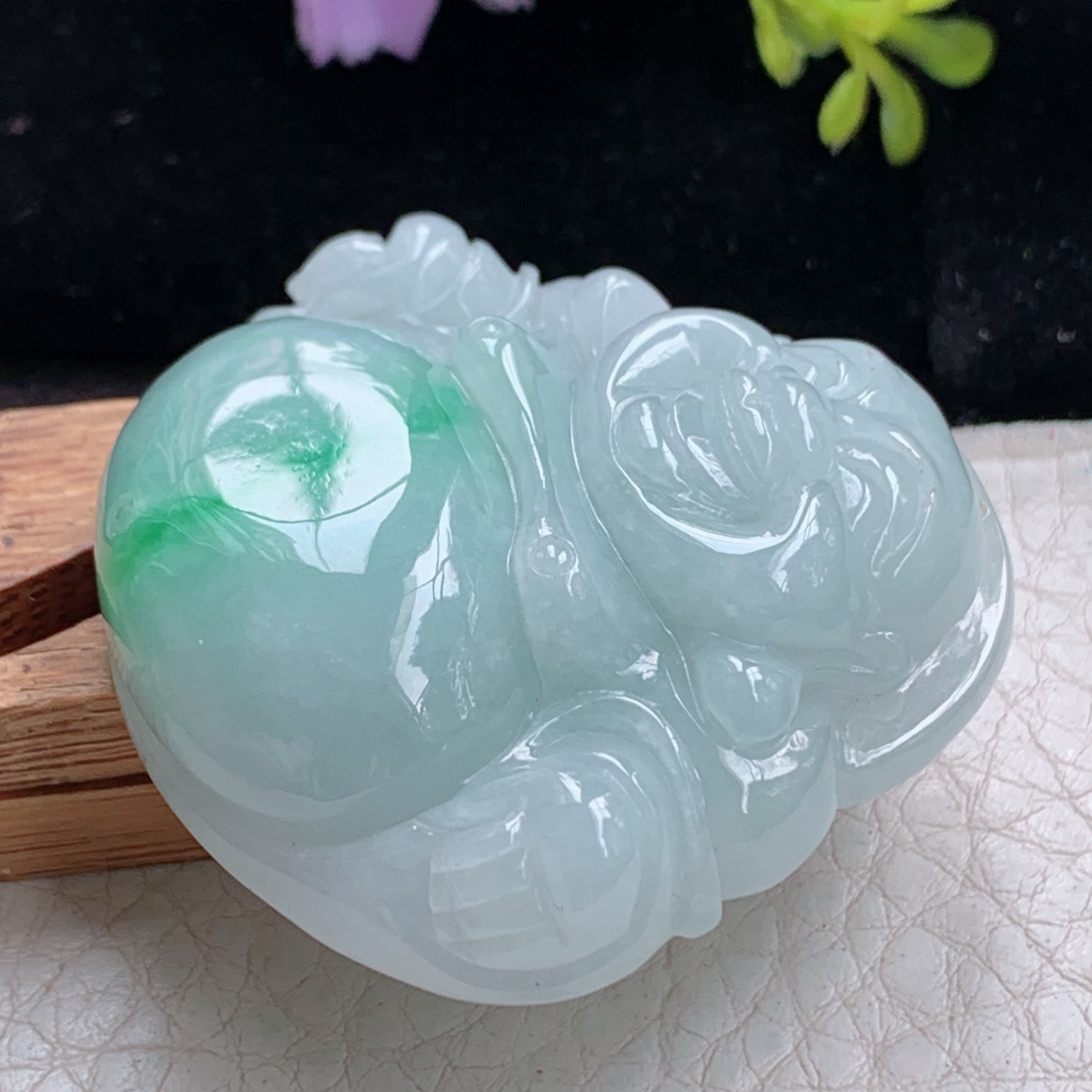 zen实拍44.3*47.8*12.8缅甸翡翠飘金丝绿大佛公吊坠 开心弥勒佛像项坠白底青