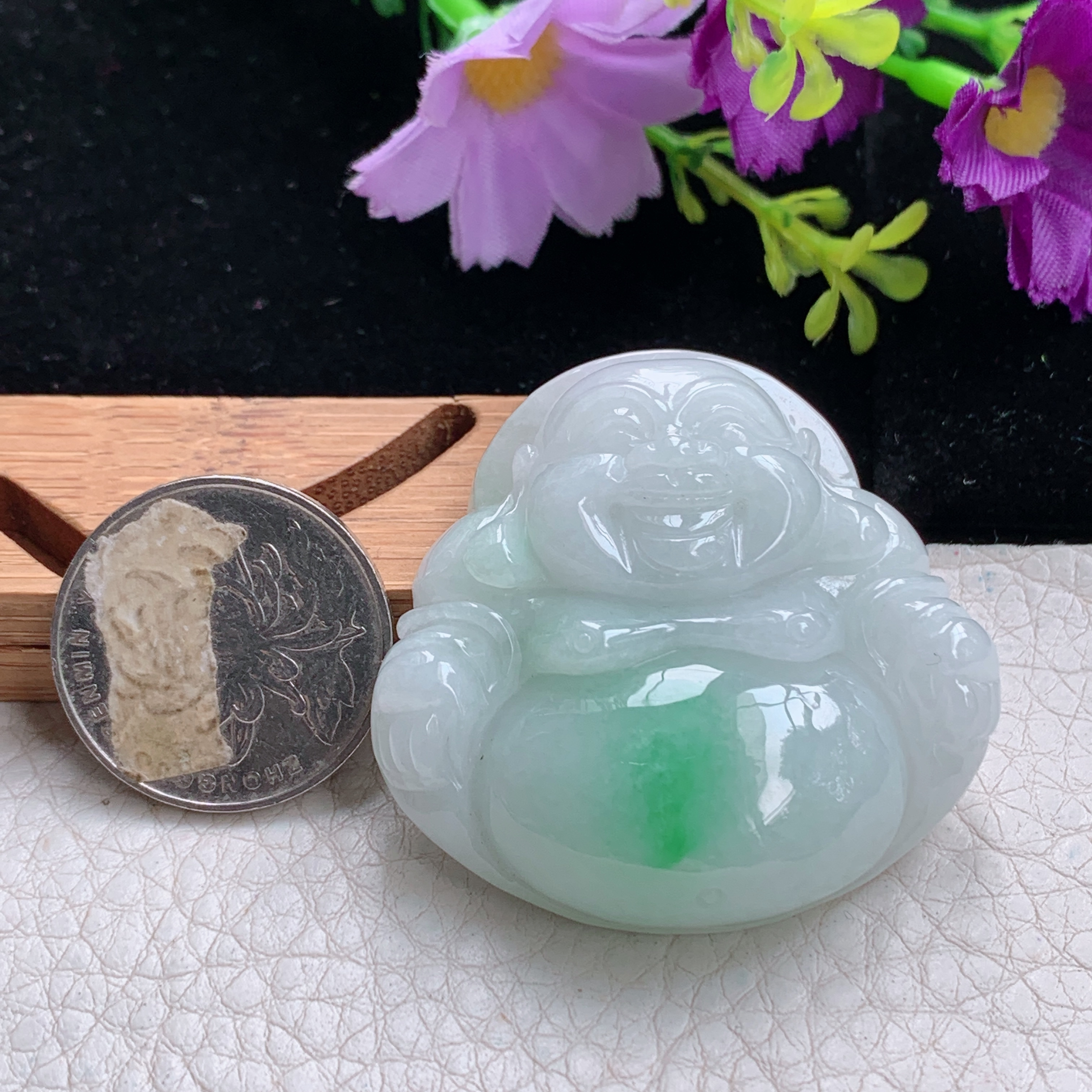 zen实拍43*44.8*11.8缅甸翡翠飘绿佛公吊坠大肚弥勒佛像项坠白底青