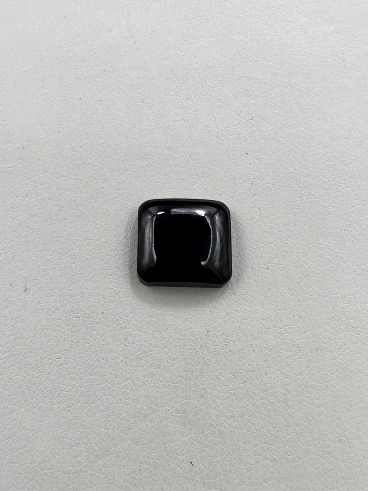 【墨翠面包戒面】  黑度极黑  灯照全透  底极细腻  完美无裂  品相极好  性价比高