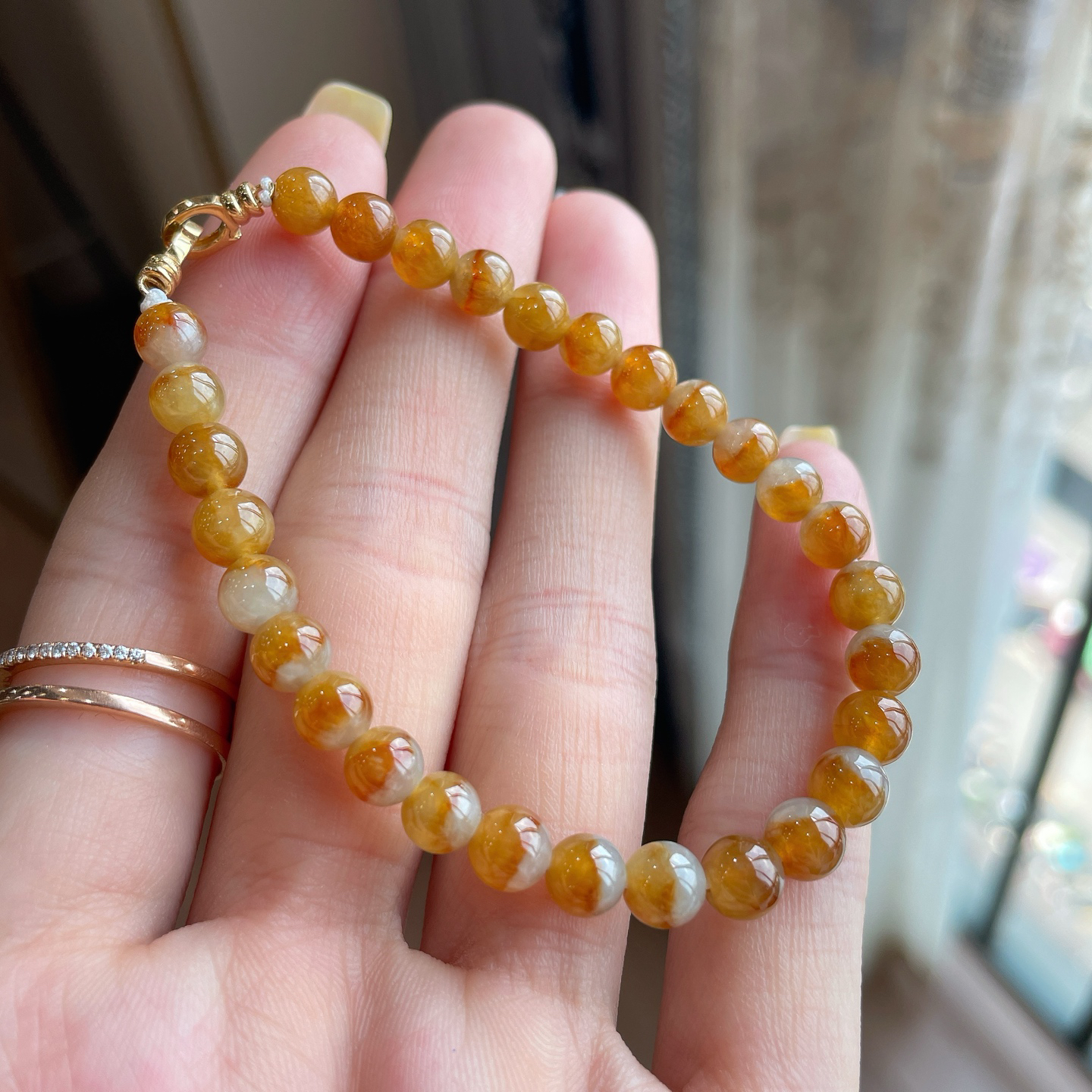 冰黄手串  18K  
尺寸：6/29颗