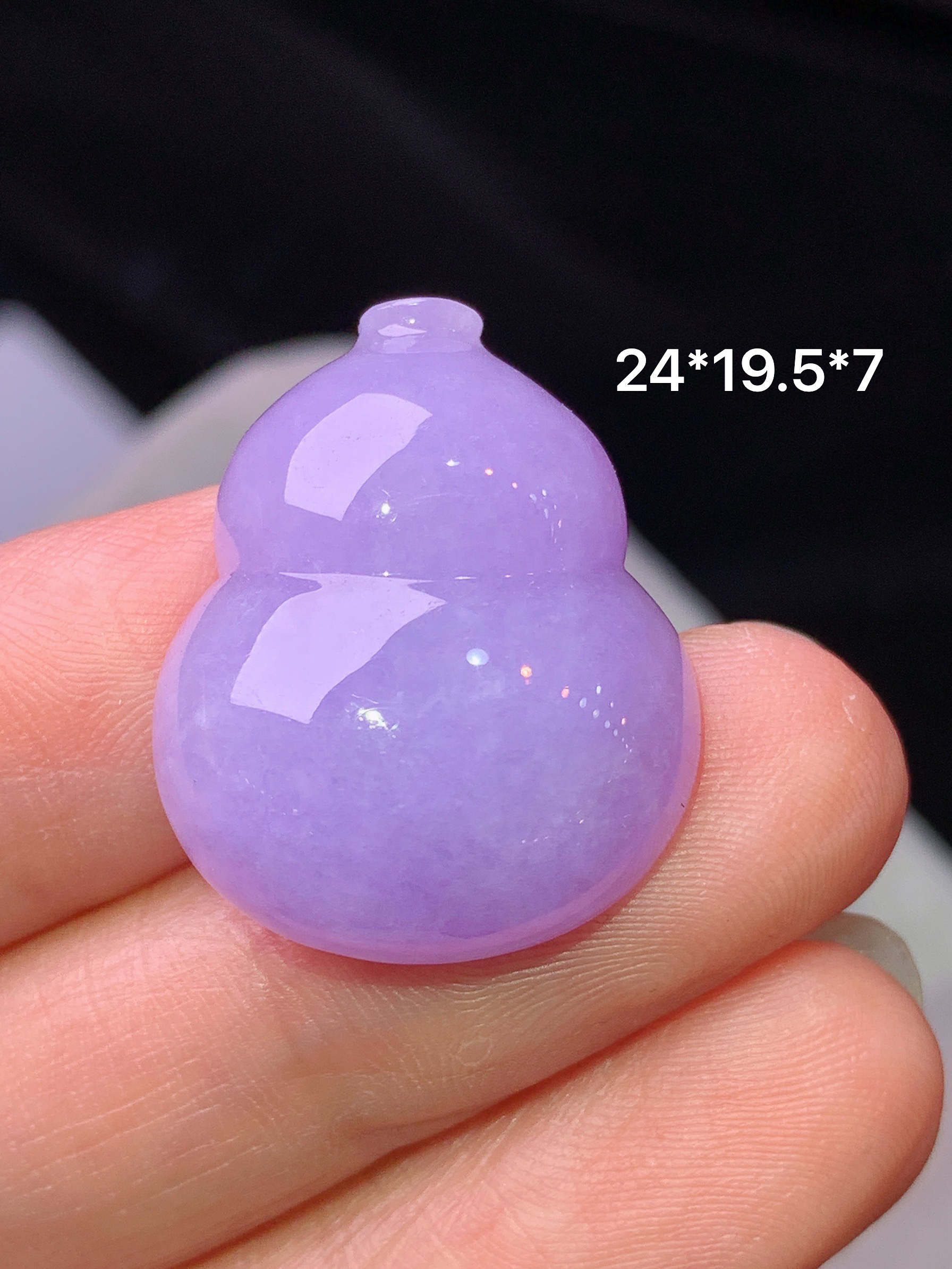 镶嵌款 紫罗兰葫芦吊坠 玉质细腻 色泽艳丽清新 水润亮眼 整体尺寸24*19.5*7m2