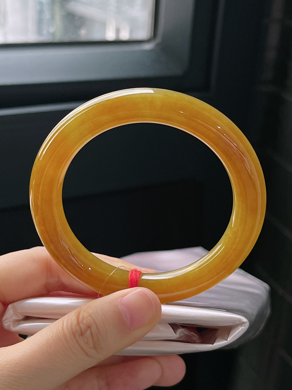 圆镯54.6圈口，冰糯种黄翡手镯