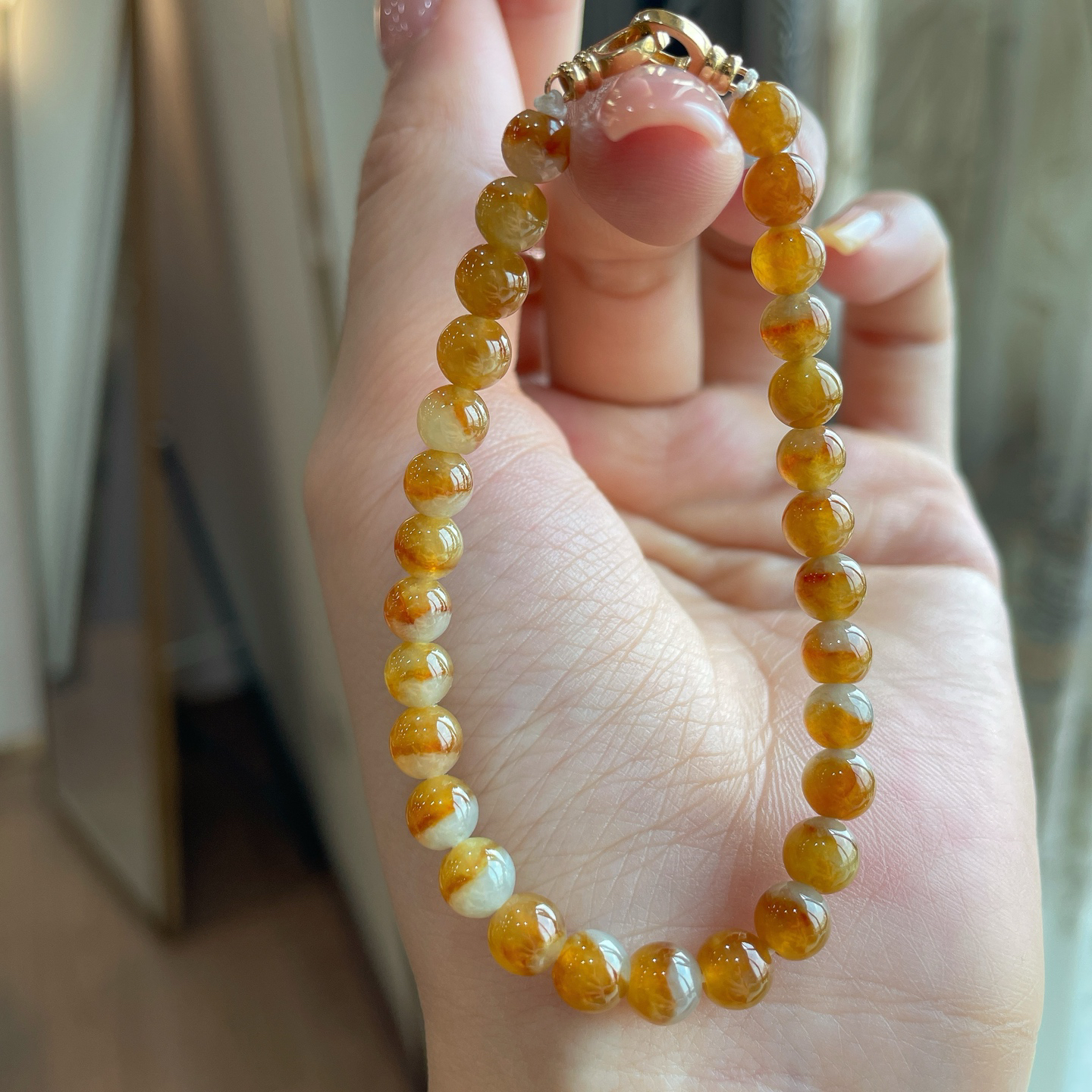 冰黄手串  18K  
尺寸：6/29颗