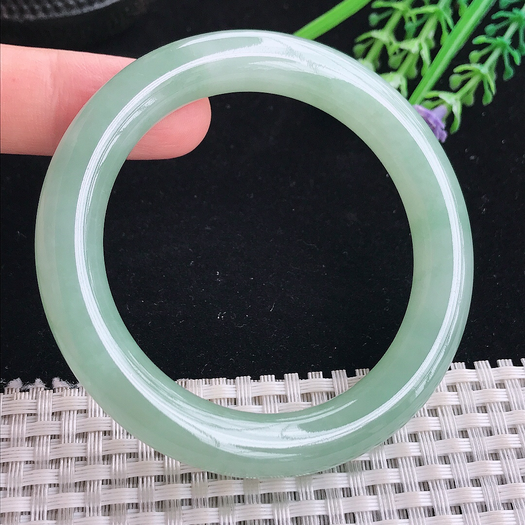 实拍A货翡翠52.5/10/9.5老坑冰胶果冻冰晴满绿圆条手镯翡翠玉镯平安镯