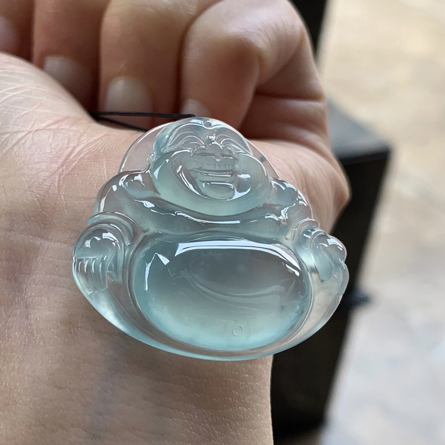 冰蓝佛公^_^透亮