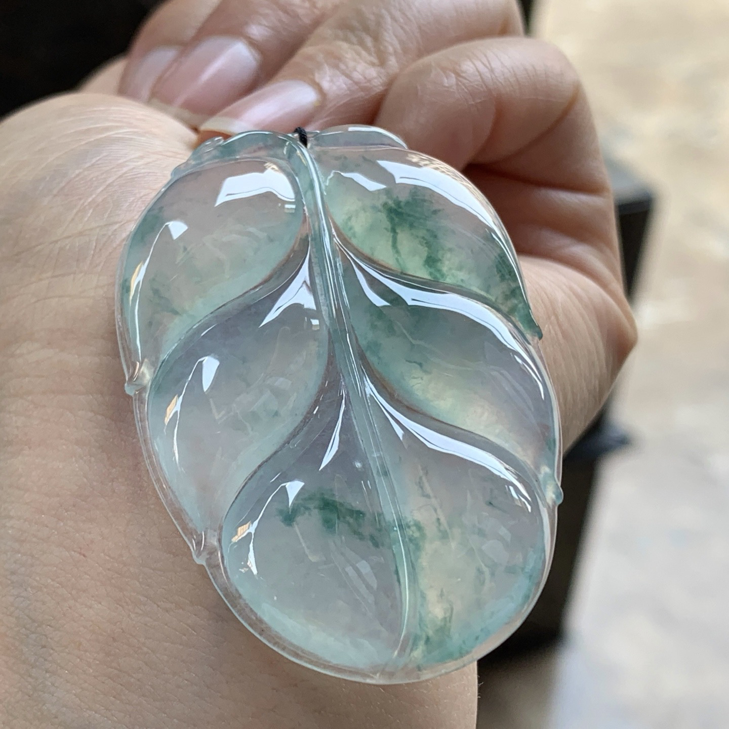 冰飘花叶子^_^冰透