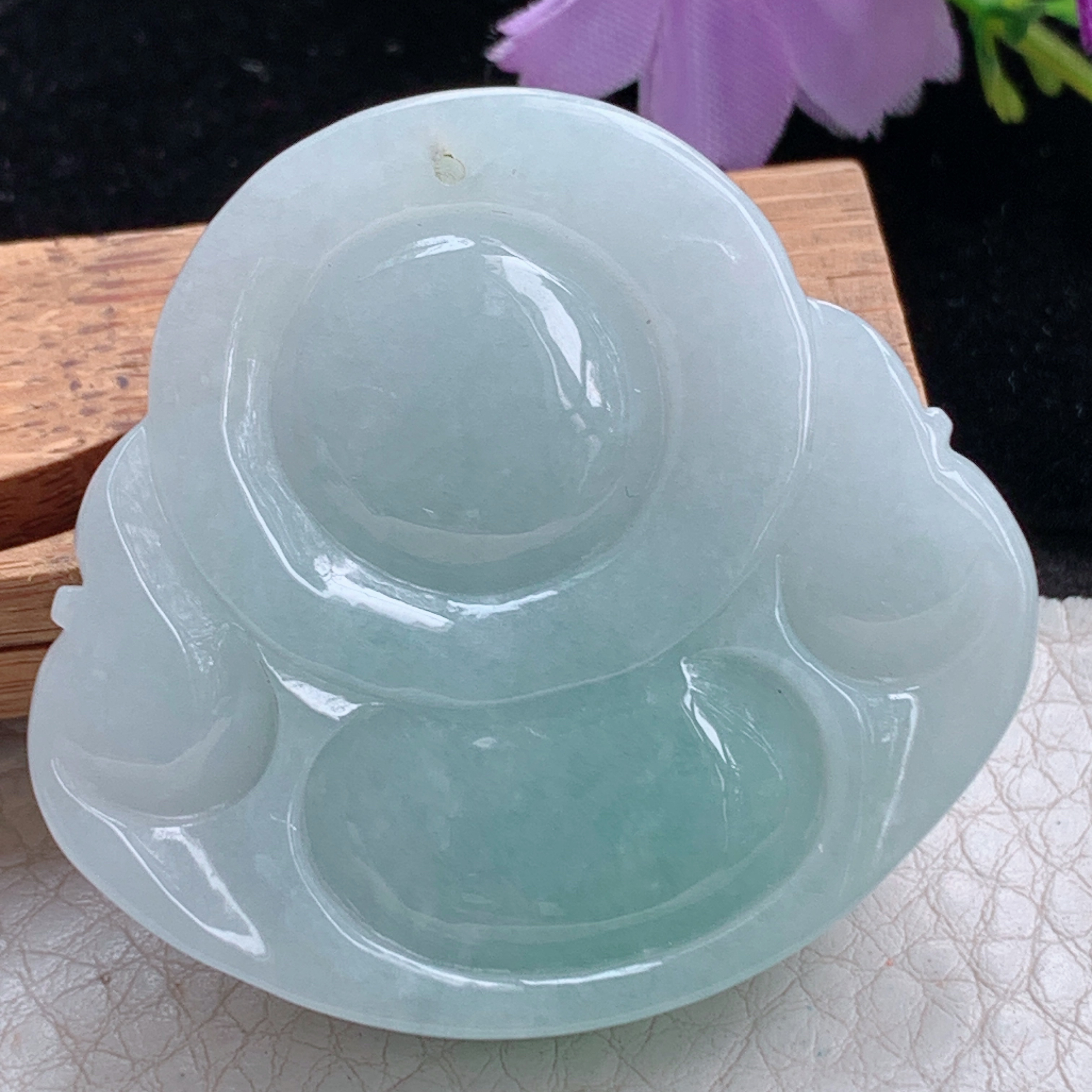 zen实拍44.3*47.8*12.8缅甸翡翠飘金丝绿大佛公吊坠 开心弥勒佛像项坠白底青