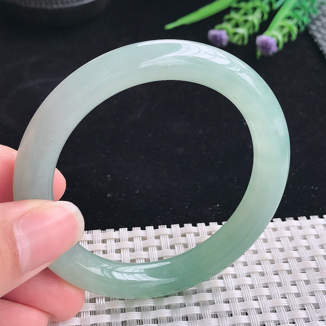 实拍A货翡翠54/9.6/9.5老坑冰胶水灵冰晴圆条手镯翡翠玉镯平安镯
