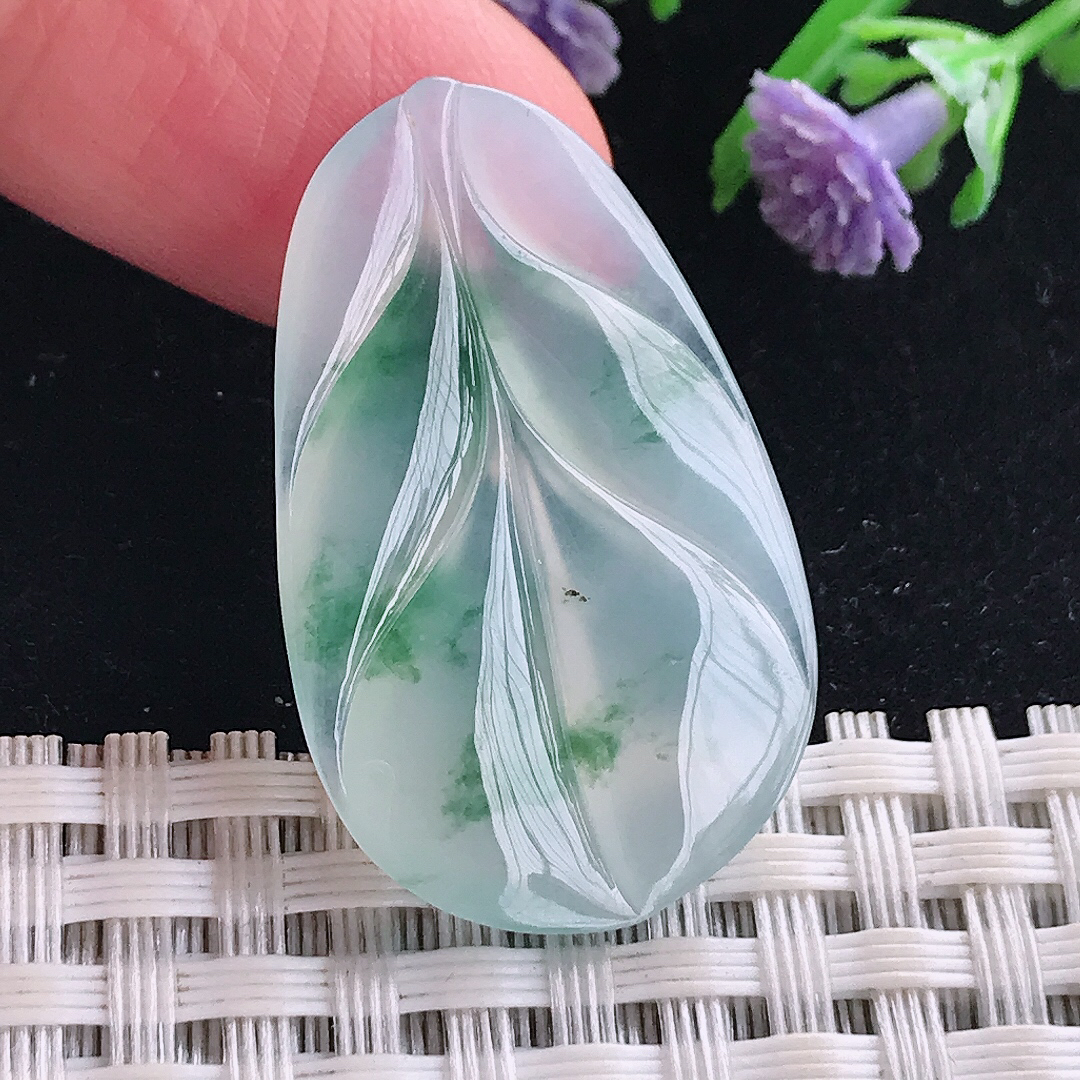 实拍A货翡翠33.4/20.6/4.7老坑冰种起胶冰飘花叶子吊坠镶嵌件