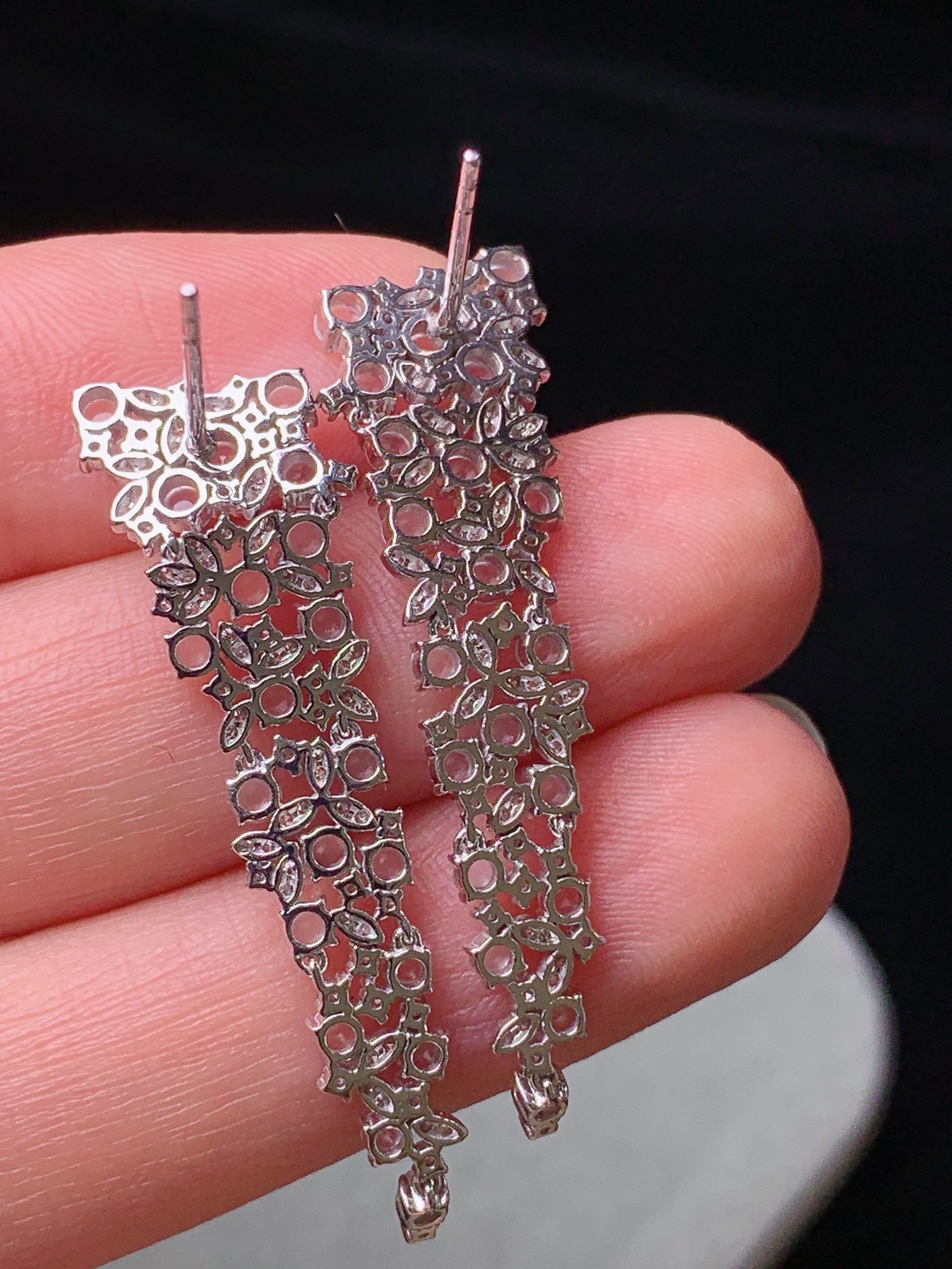 18k金钻镶嵌冰种蛋面组合吊坠 玉质细腻 水润亮眼 色泽艳丽 整体尺寸39.3*11.5*2.2m5