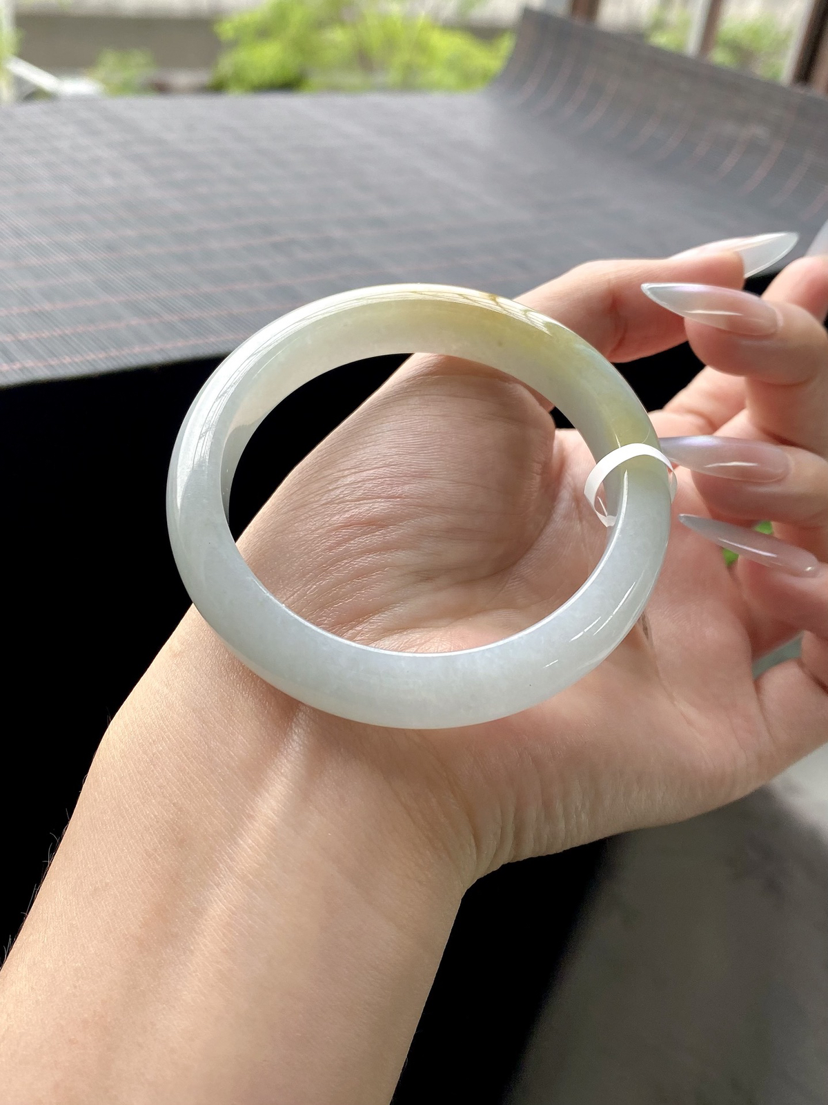 黄翡正圈手镯
⭕️56-12-8.2