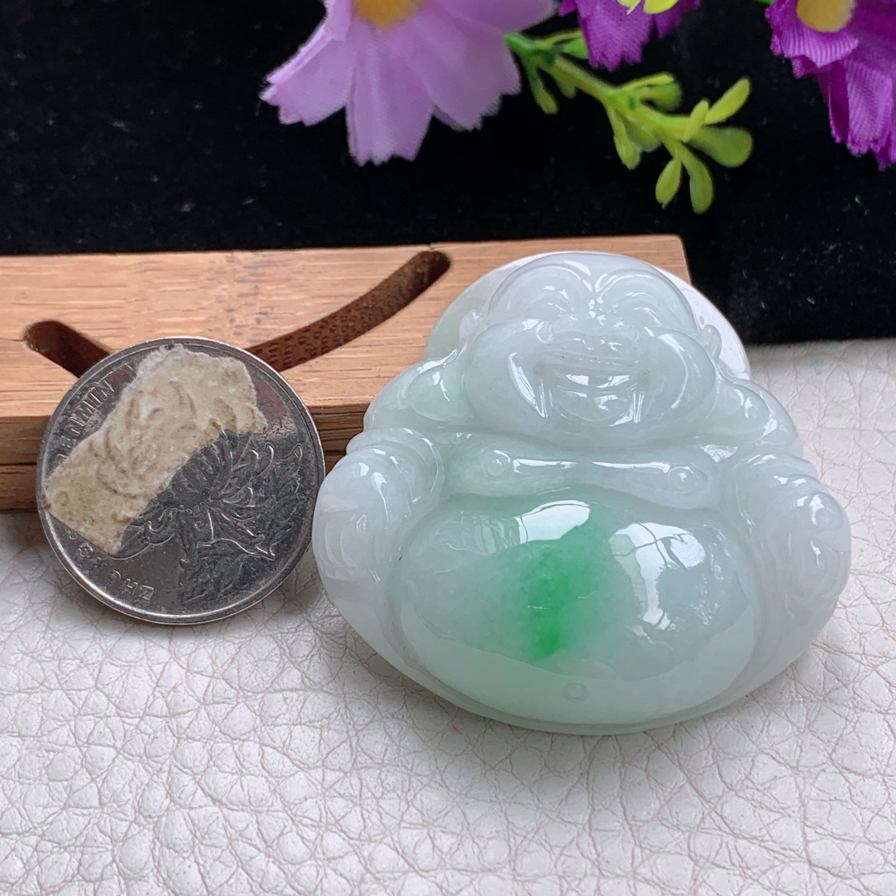 zen实拍43*44.8*11.8缅甸翡翠飘绿佛公吊坠大肚弥勒佛像项坠白底青