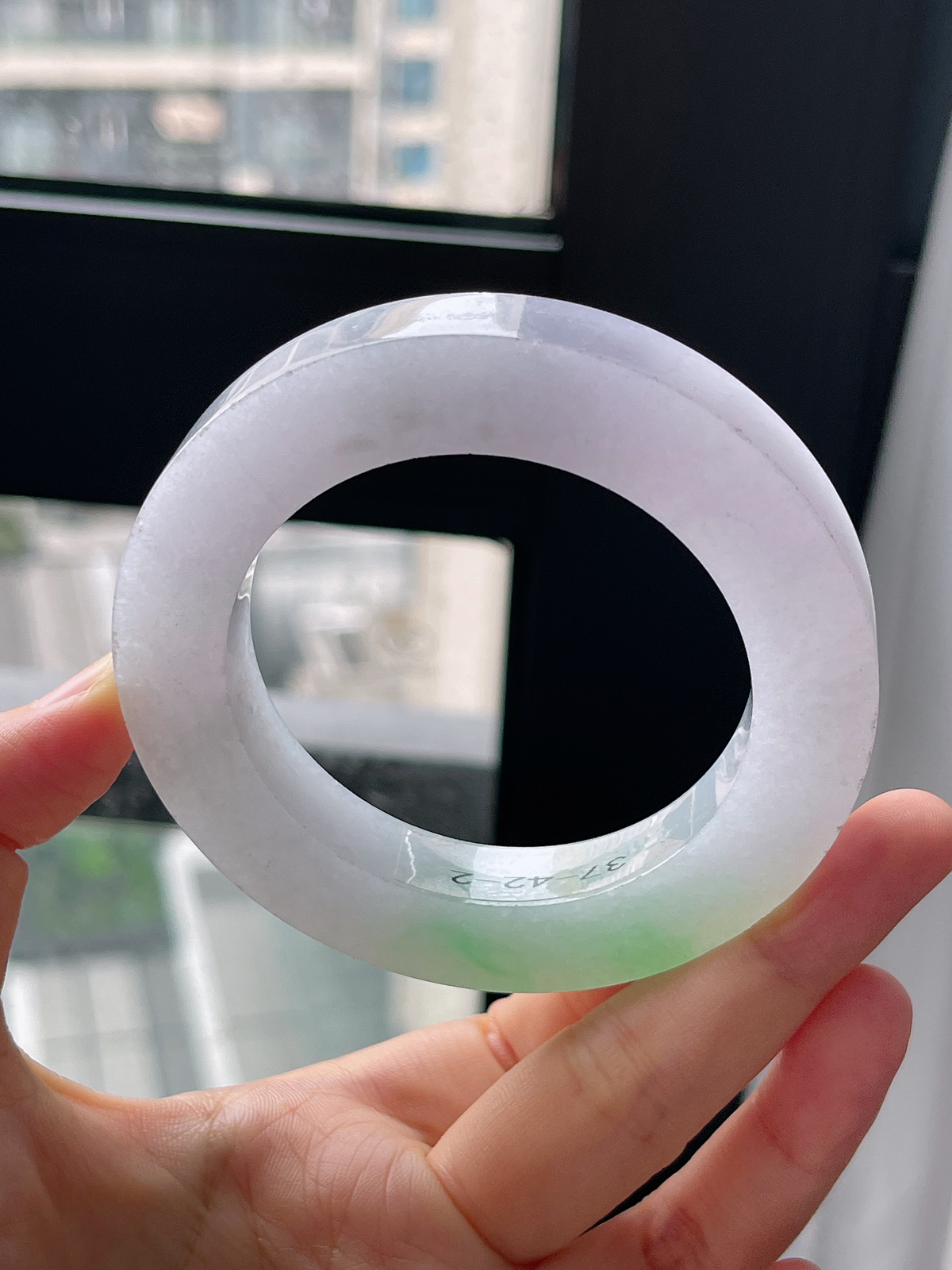 翡翠毛坯，⭕️正圈最大做61，圆条最大做57；最小做53.6