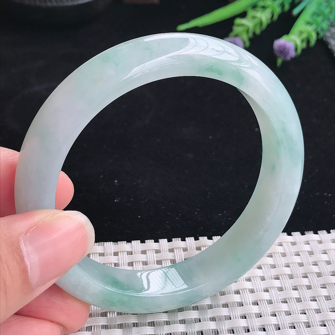 实拍A货翡翠58/12.9/8.5老坑冰润起胶飘绿手镯翡翠宽边玉镯平安镯美人镯