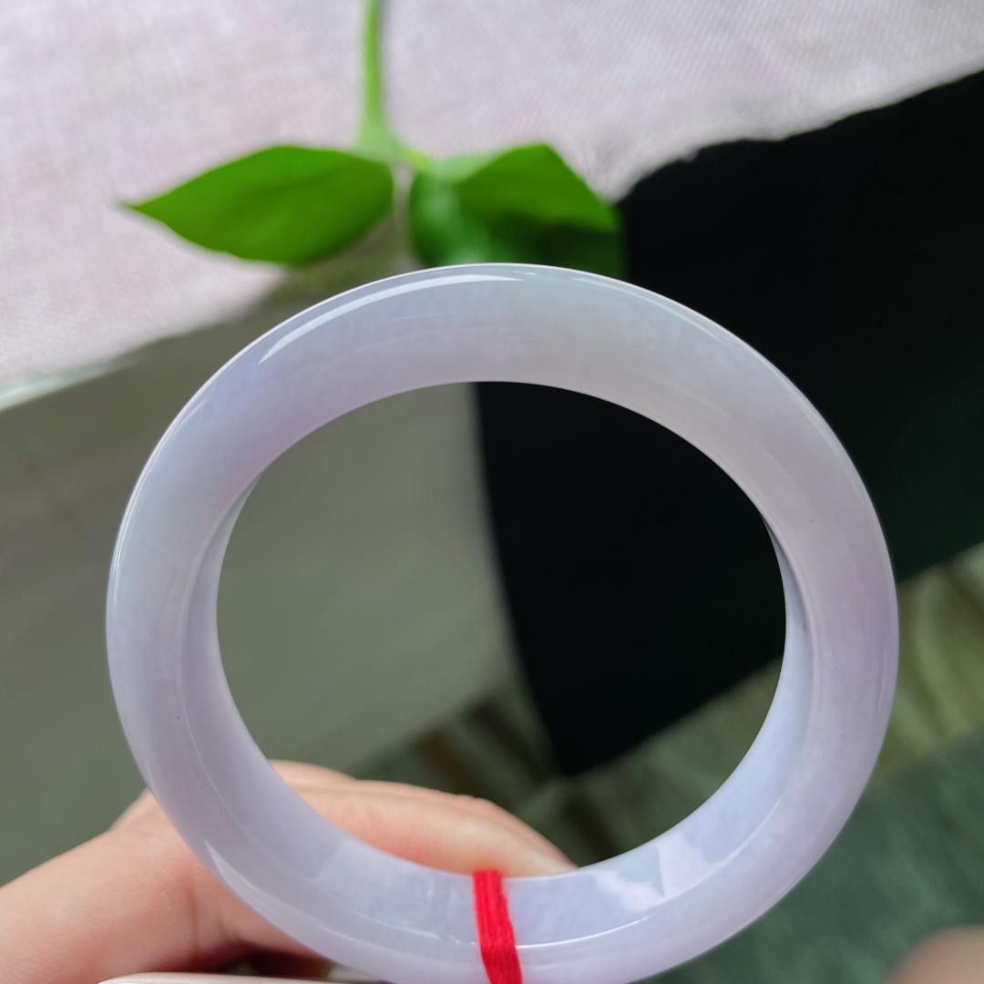 53.6/12.1/8.4，紫罗兰正圈，水润细腻，种老，俏丽若三春之桃，莞尔一笑，有纹，ss50282a