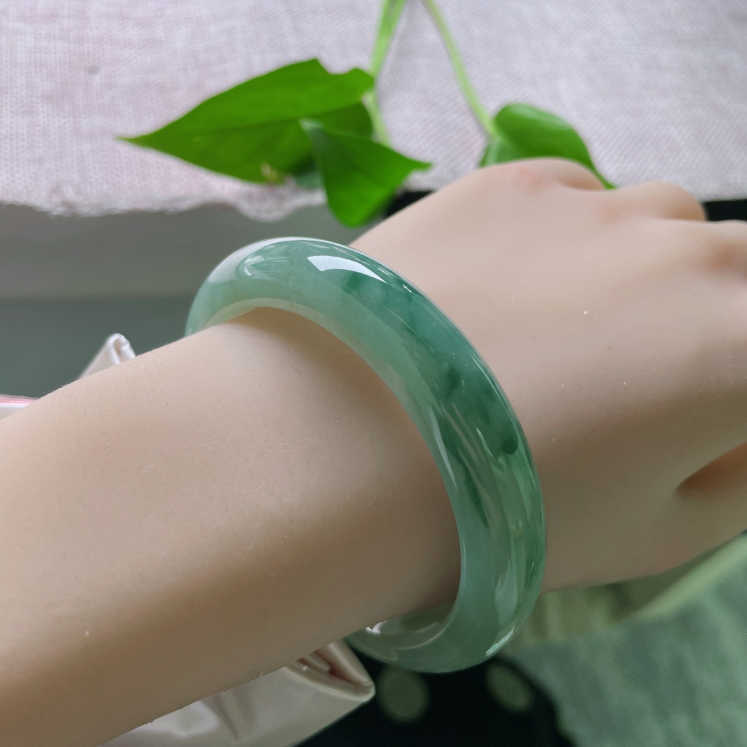 55.7/12.4/8.4飘花正圈，种老，油润有光泽，美得沉鱼落雁，皮纹，ss47255a