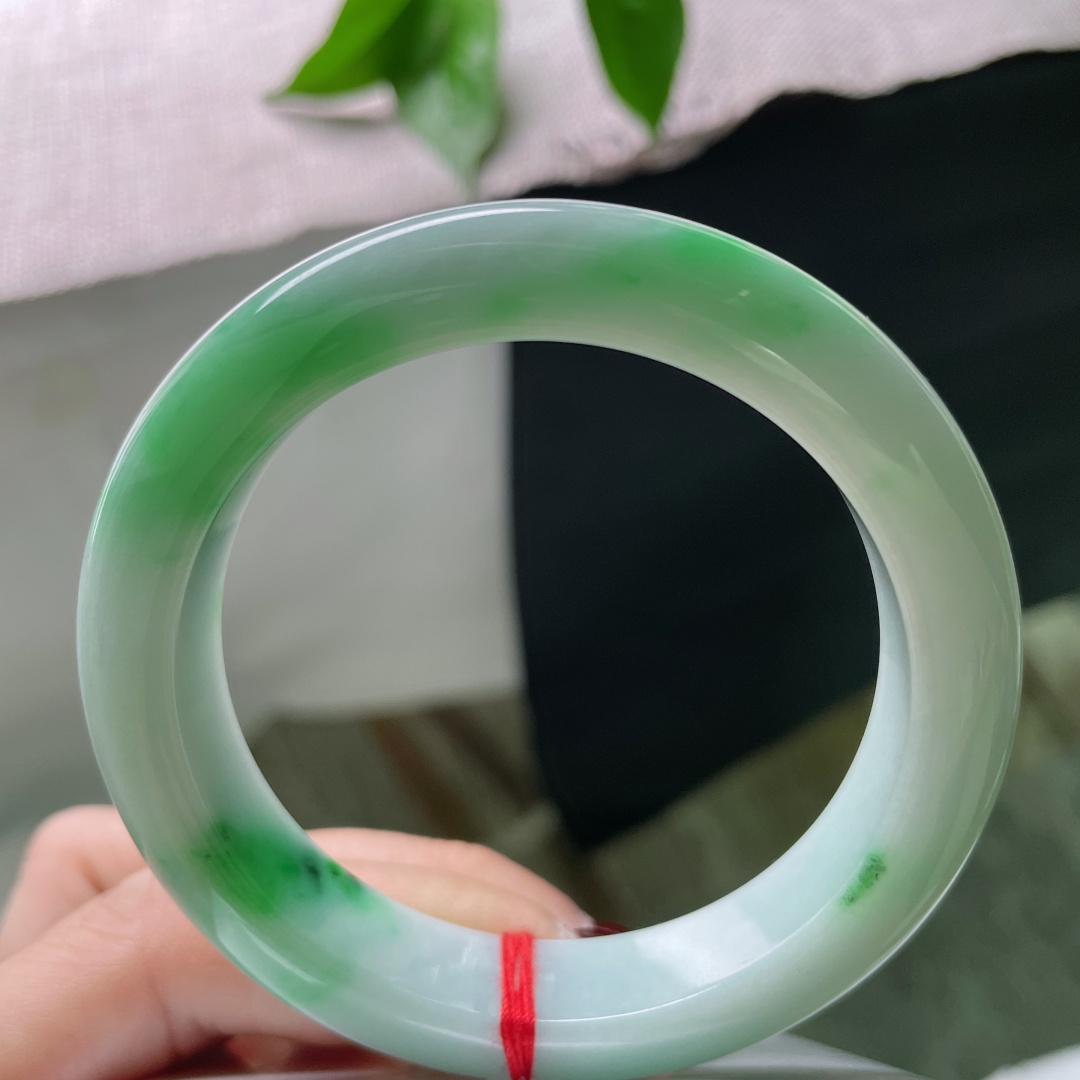 54.5/12/9.1飘绿正圈，水润细腻，色系甜美，优雅大方，贵气，无裂，ss50787a