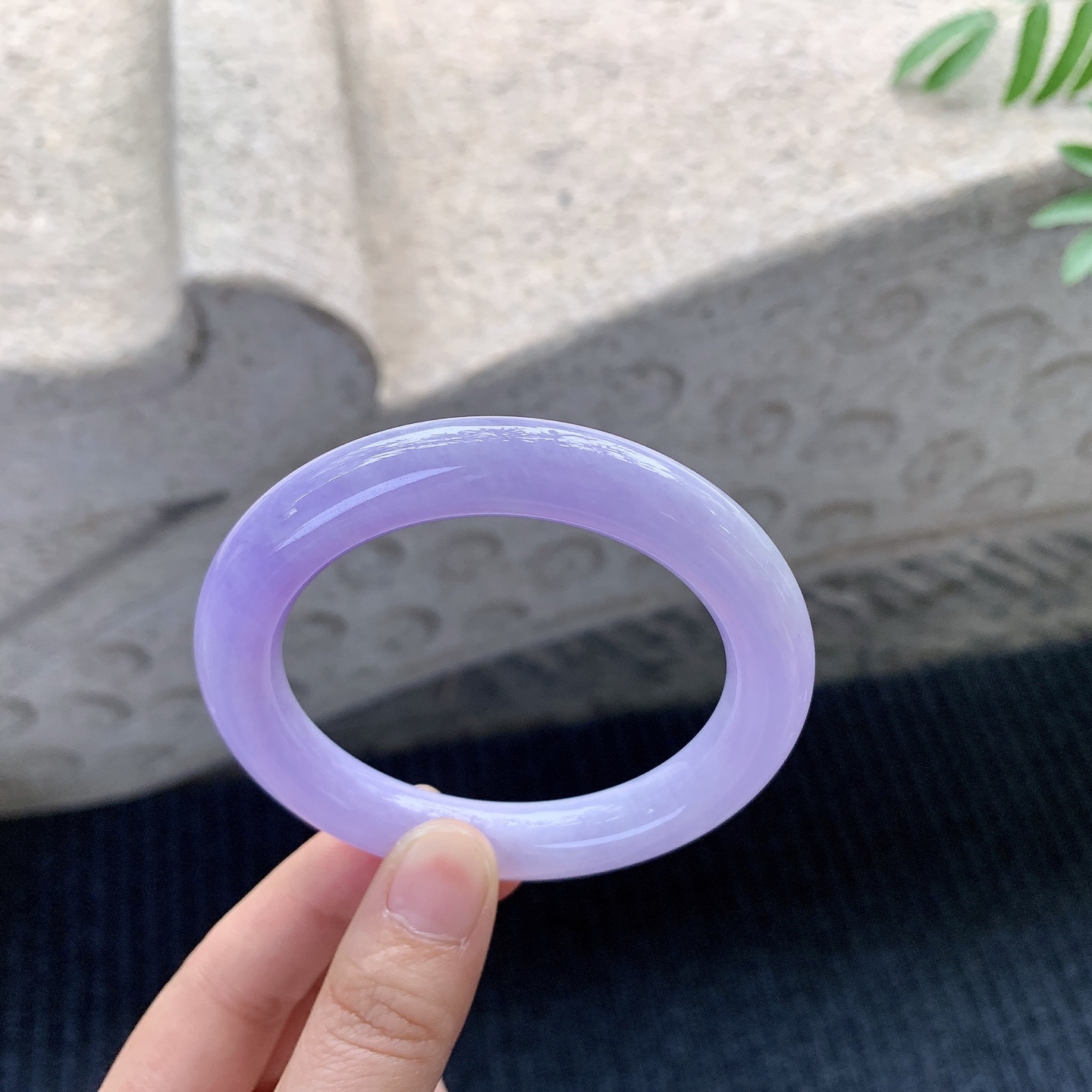 圆条54 55【圈口】55.3/10/10【编码】T3121437【描述】满紫，水润，种老，细腻，无裂