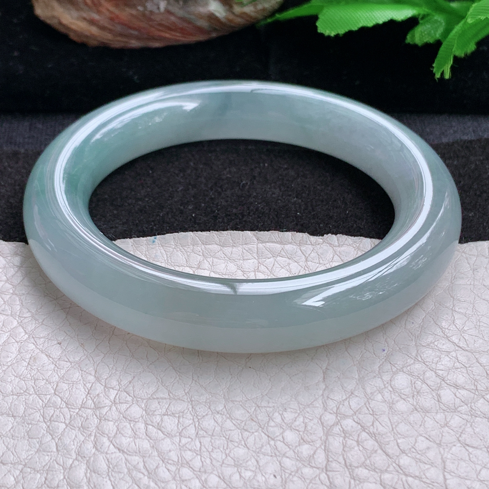 cc实拍55.5*11.6美人镯 天然缅甸翡翠a货手镯晴水圆条玉镯子