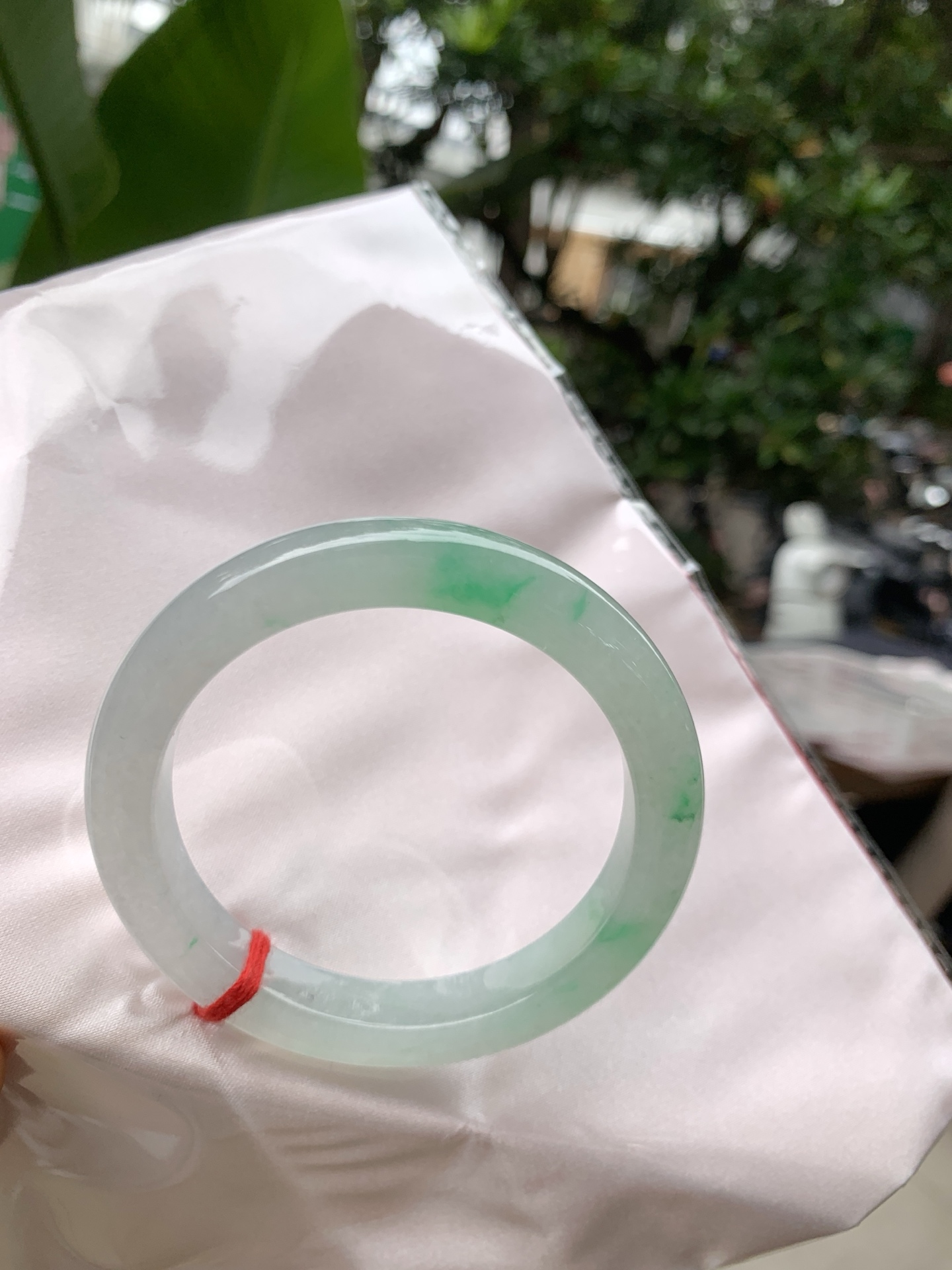 冰阳绿正圈：54.7-10-9冰阳绿，种水好，色阳