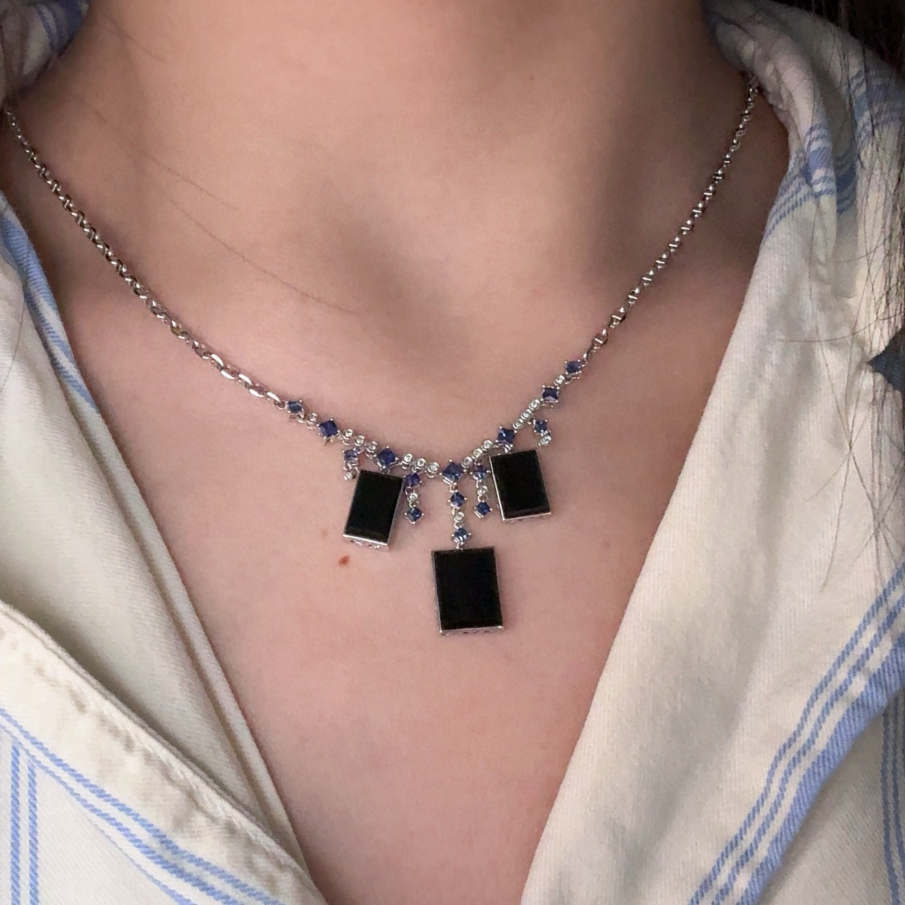 精品18k墨翠锁骨链 种好色正 黑度极好 打灯通透 油性十足  尺寸12.2