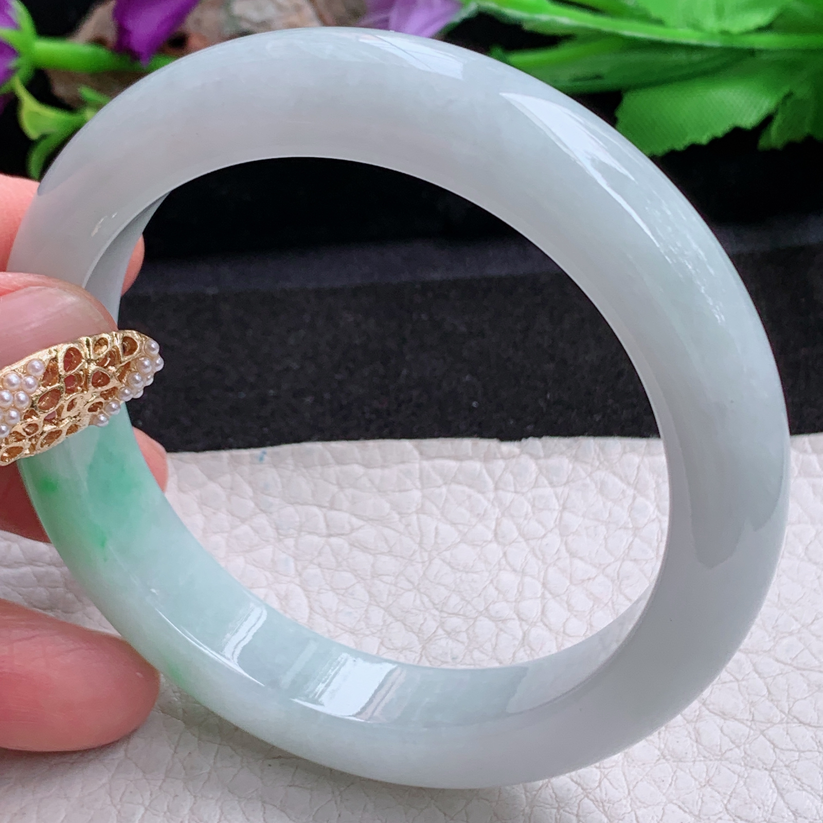 js实拍58.5*12.8*9平安镯 天然缅甸翡翠a货手镯白底青正圈玉镯子