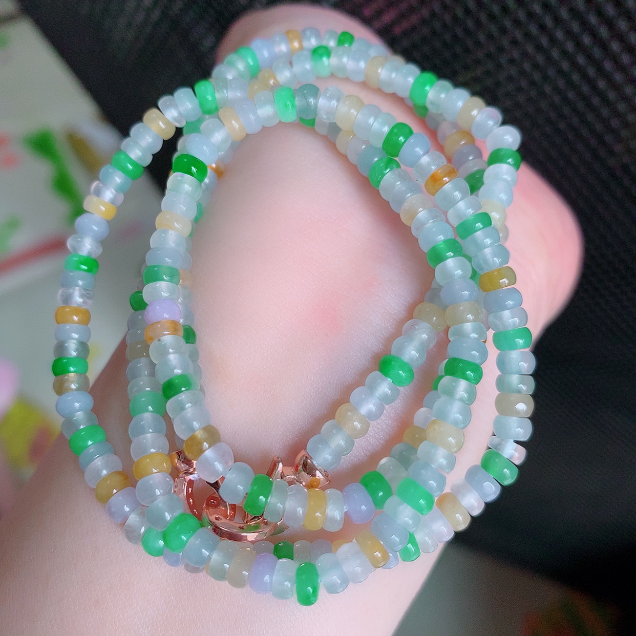 自然光实拍，冰种多宝翡翠项链，冰多彩翡翠珠链，颜色丰富，料子细腻，高档大气，自戴送礼佳品！#001.1取一尺寸4.5