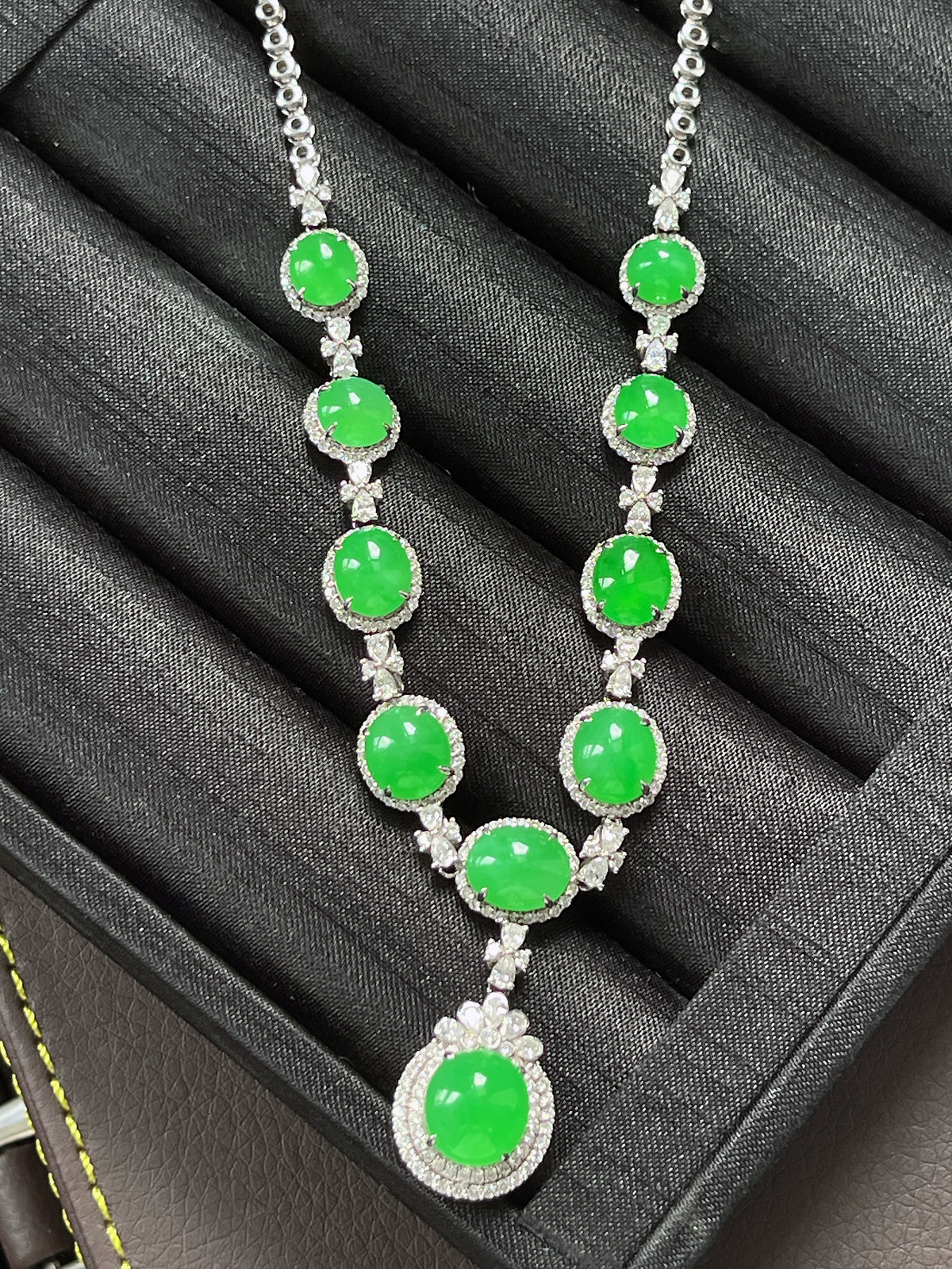 18k金 翡翠冰糯种满绿项链