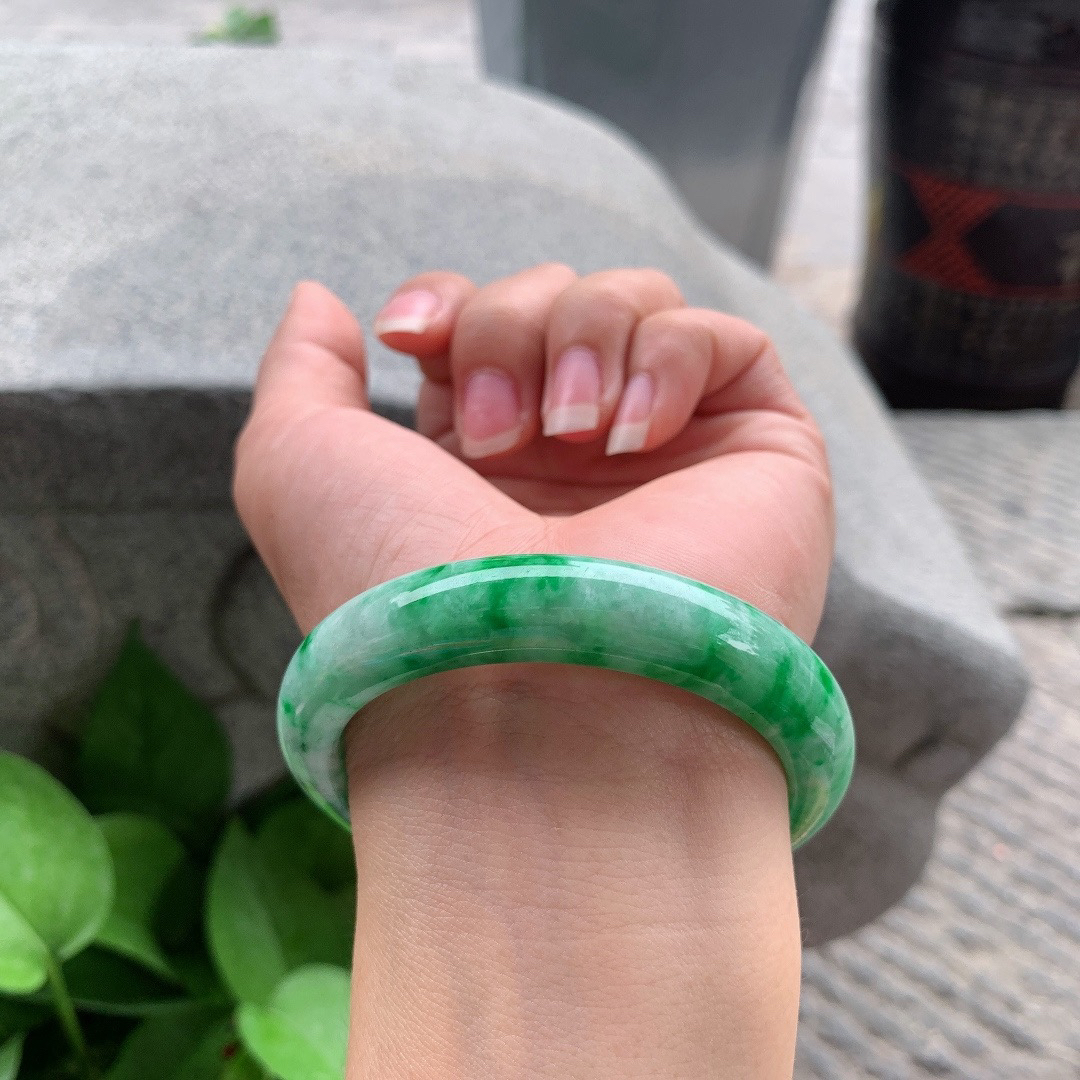 圈口54.7-11.5-8.4 【满绿正圈手镯】正圈54 55可戴