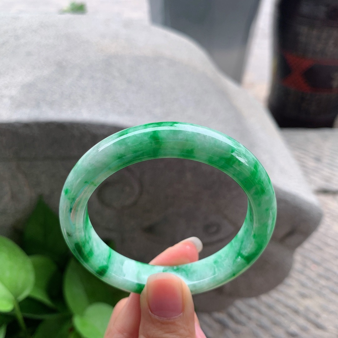 圈口54.7-11.5-8.4 【满绿正圈手镯】正圈54 55可戴