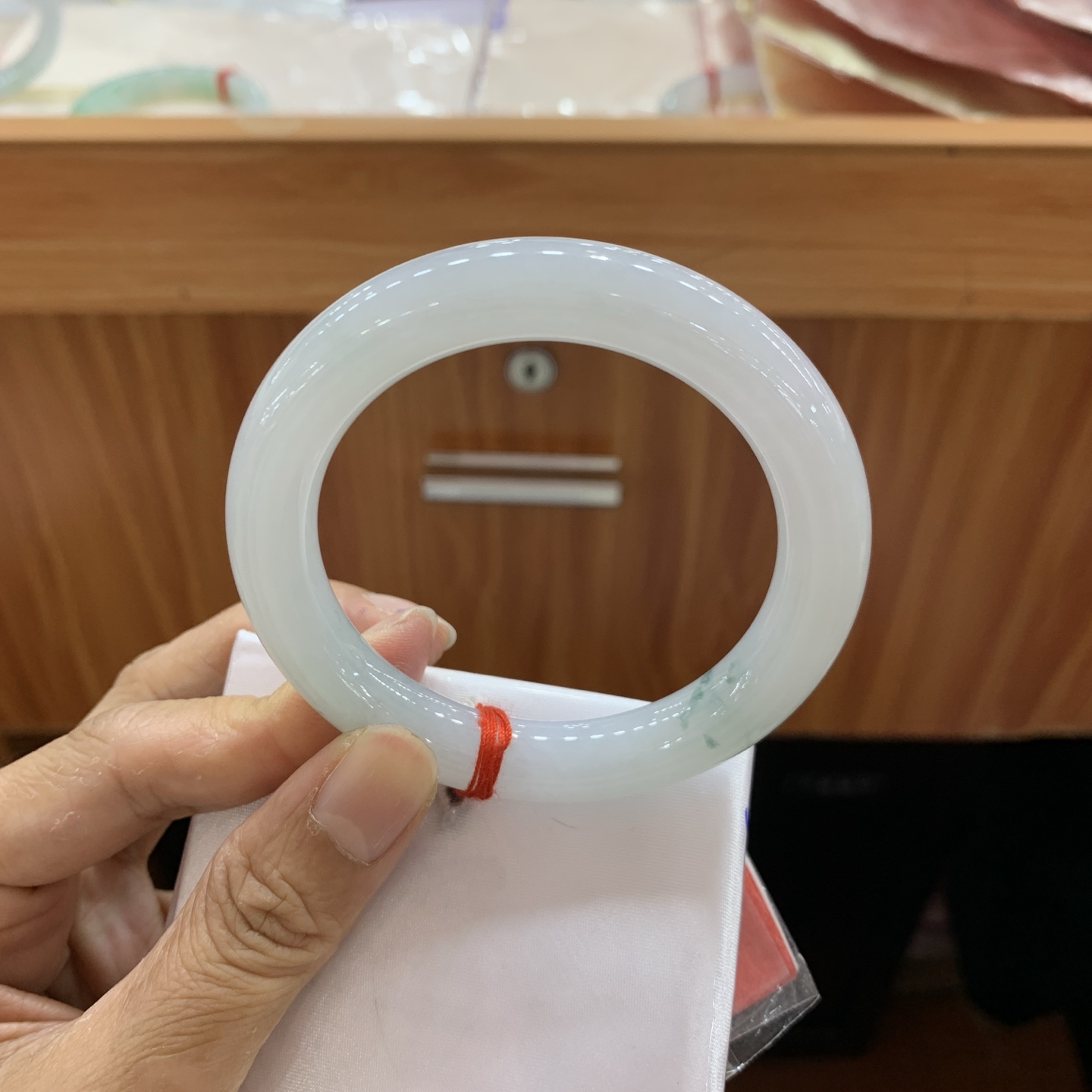 041317FN 飘花圆条翡翠手镯 54.5-10.4-10.2