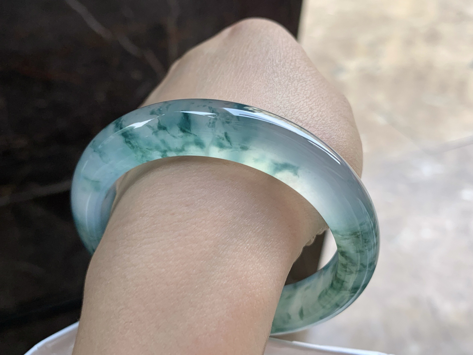 55-12.2-8.8

蓝花手镯^_^种水冰透