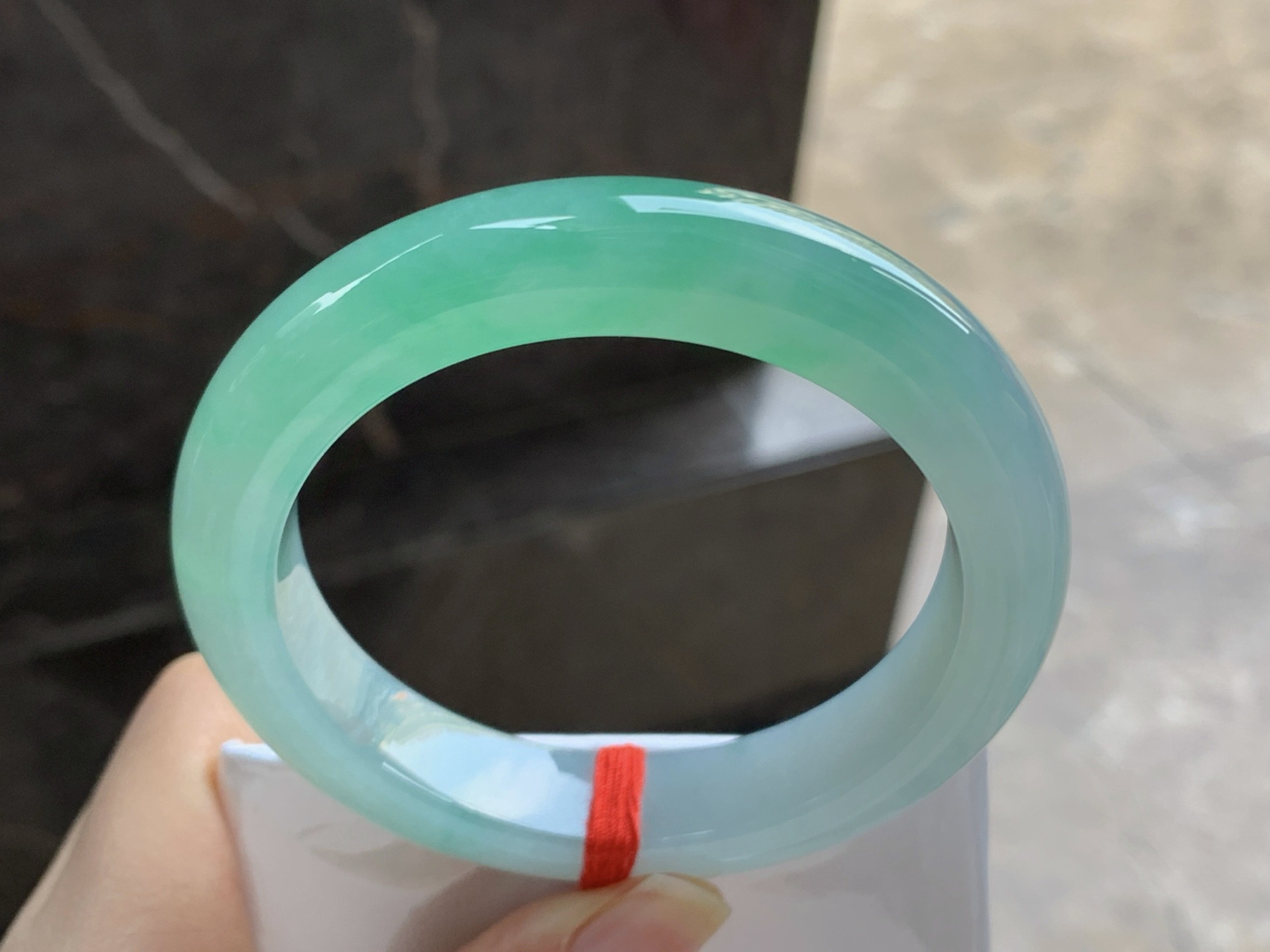 56-12.3-9.5

晴绿手镯^_^清新色阳