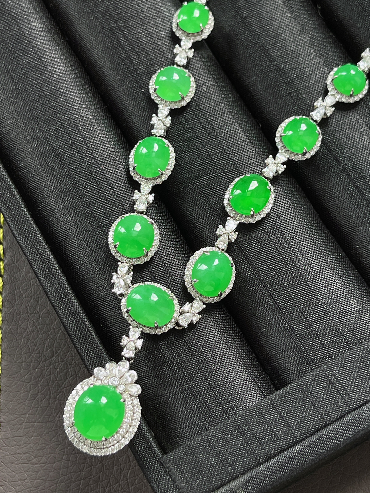 18k金 翡翠冰糯种满绿项链