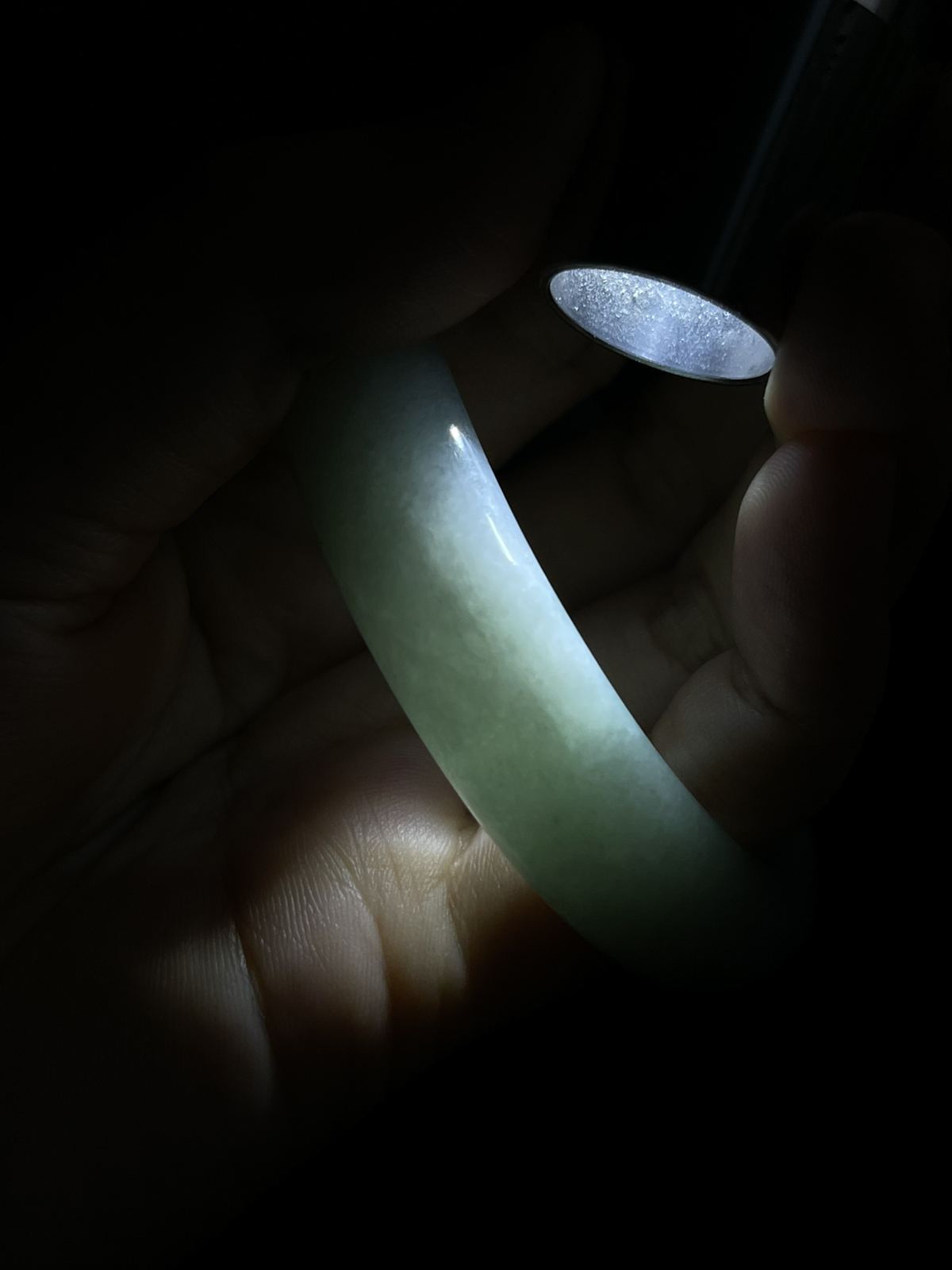 贵妃镯54.3圈口，翡翠手镯