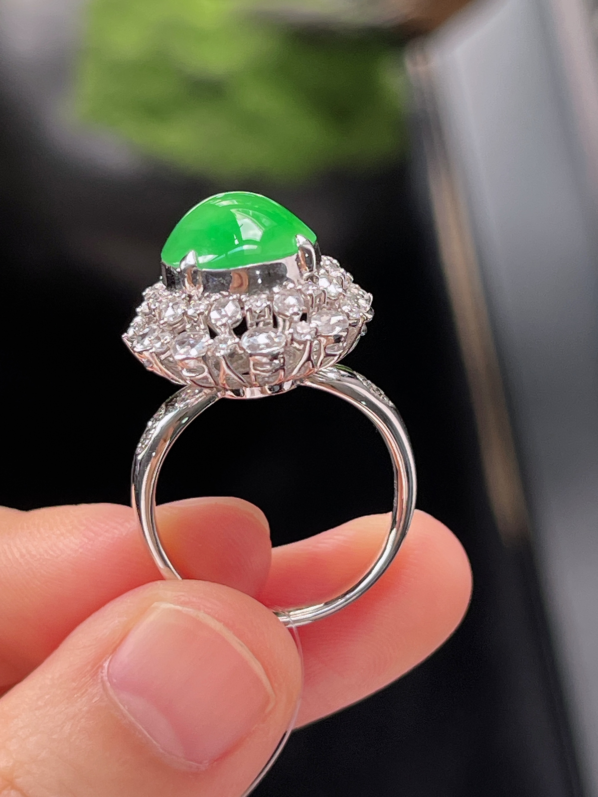 18k金 翡翠冰种满绿色戒指