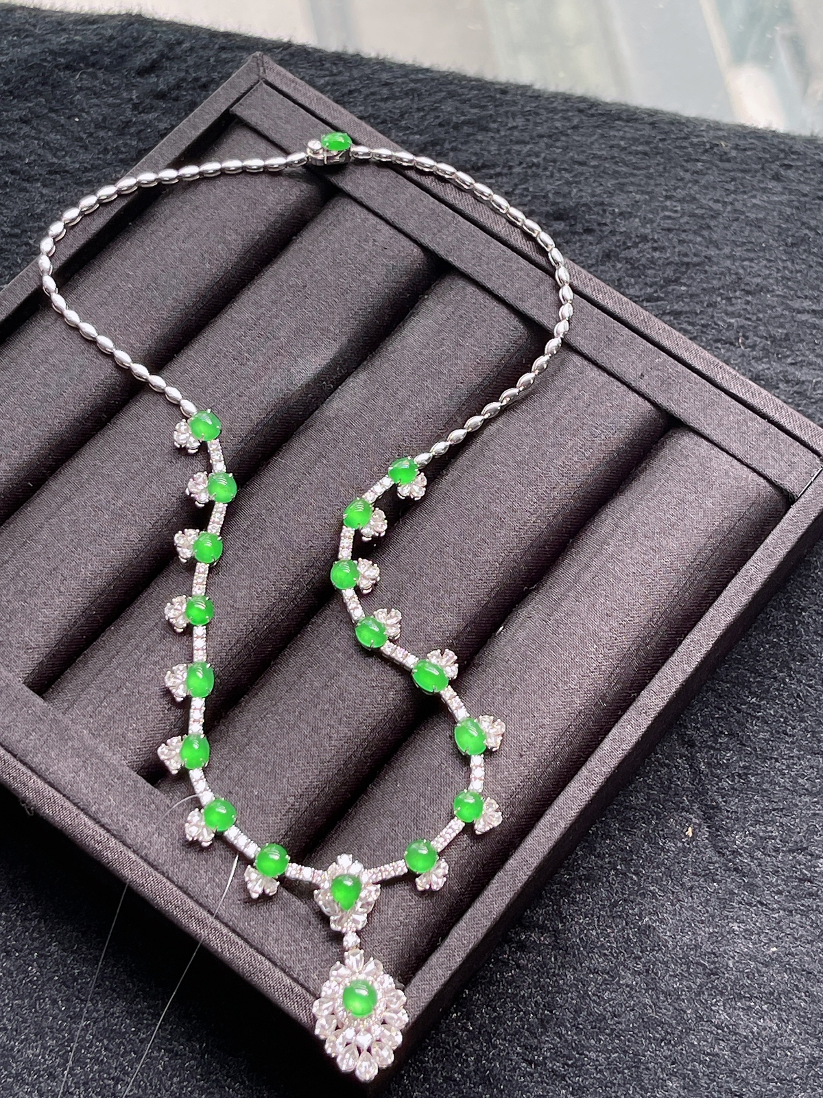 18k金 翡翠冰种绿色项链