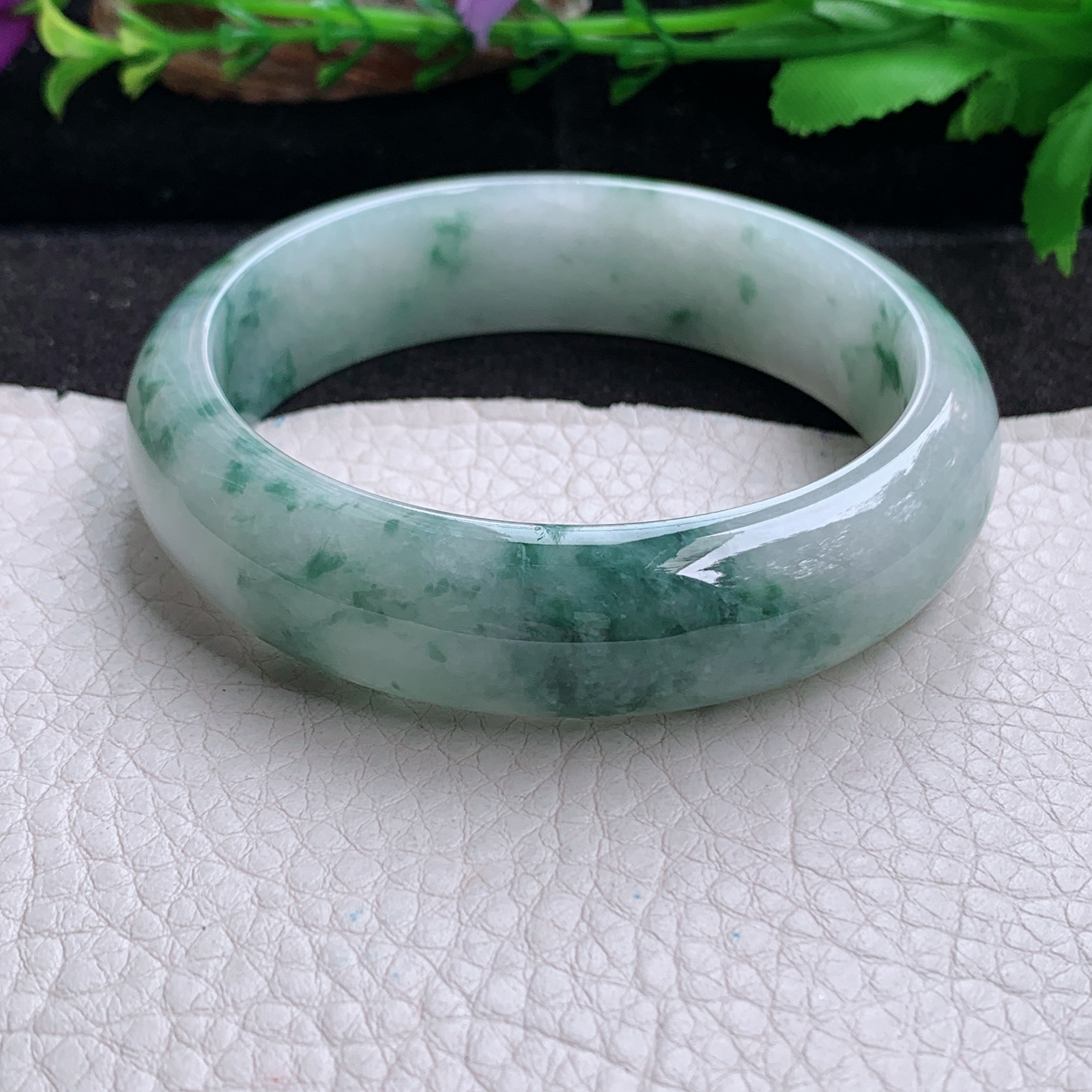 js实拍58*15.8*7.8轮胎镯 天然缅甸翡翠a货手镯飘花大气正圈玉镯子