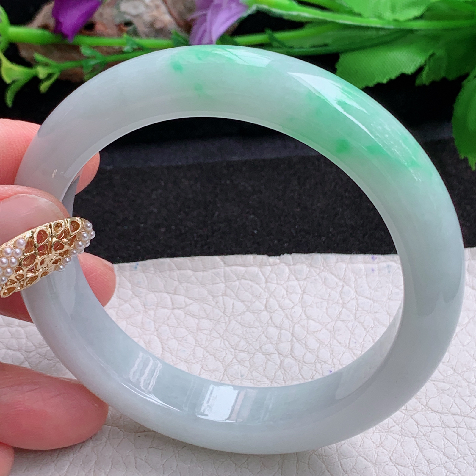 js实拍58.5*12.8*9平安镯 天然缅甸翡翠a货手镯白底青正圈玉镯子