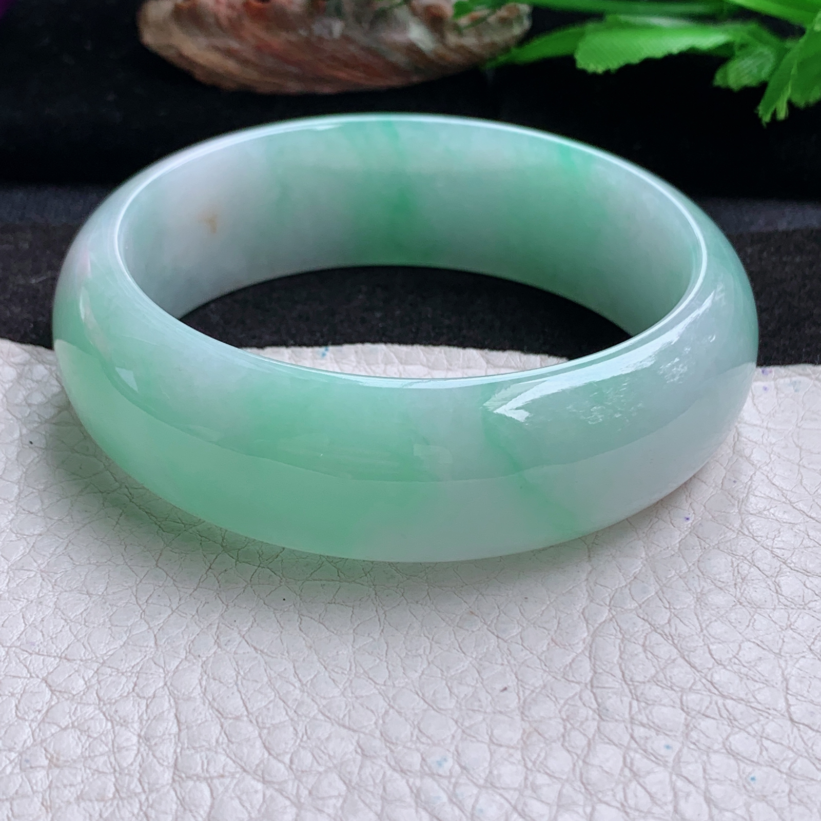 xc大圈口59*19.5*8轮胎镯 天然缅甸翡翠a货手镯冰飘花大气正圈玉镯子