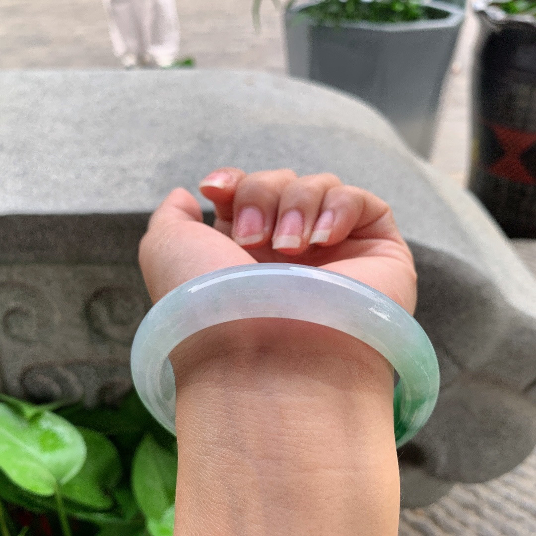 大圈口 62.6-12.8-8.9【飘绿正圈手镯】正圈62 63可戴