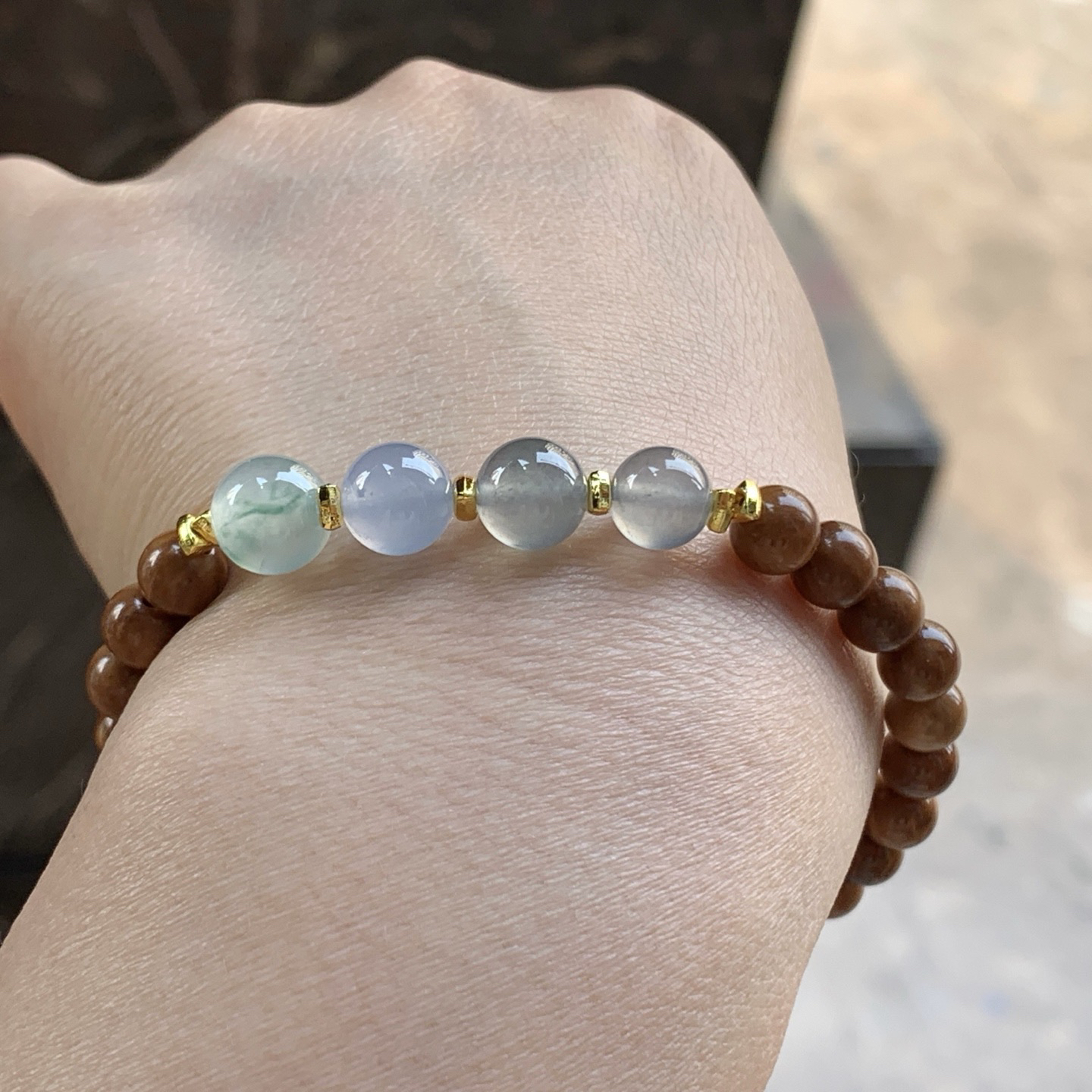 冰种手串^_^透亮 荧光十足 特色