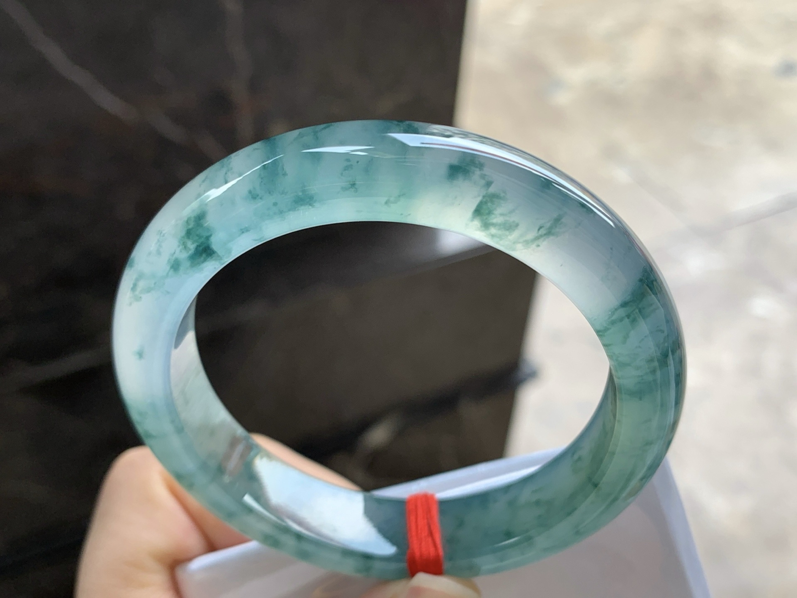 55-12.2-8.8

蓝花手镯^_^种水冰透