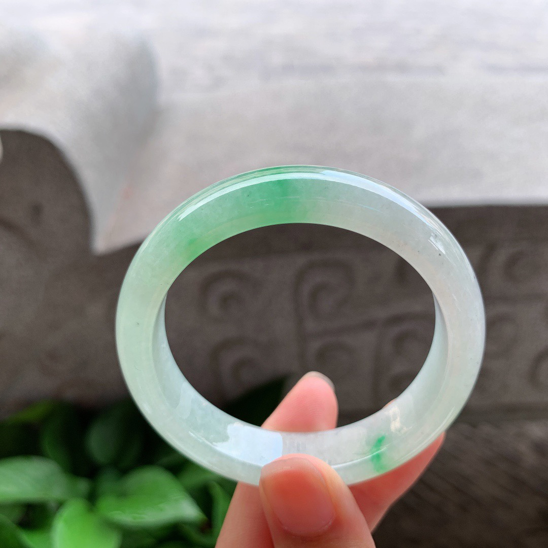 小圈口49.7-12.3-7.2 【阳绿正圈手镯】正圈49 50可戴