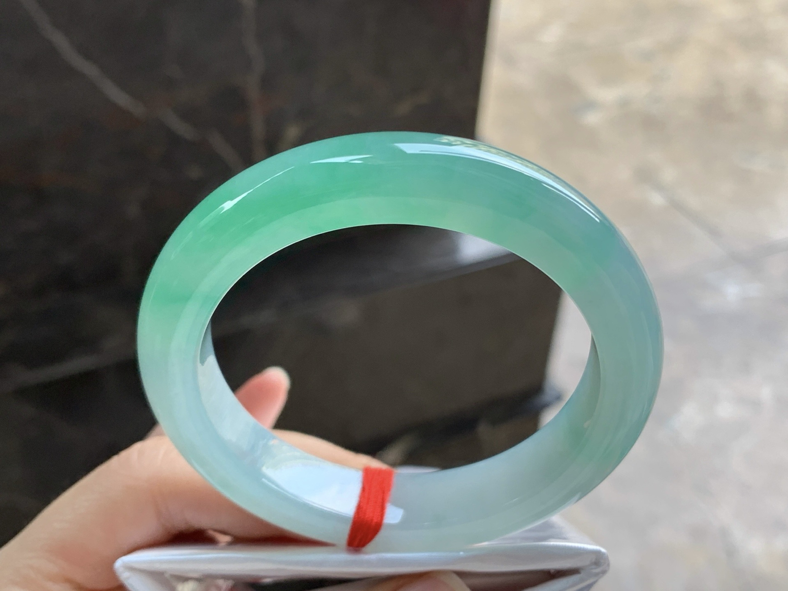 56-12.3-9.5

晴绿手镯^_^清新色阳