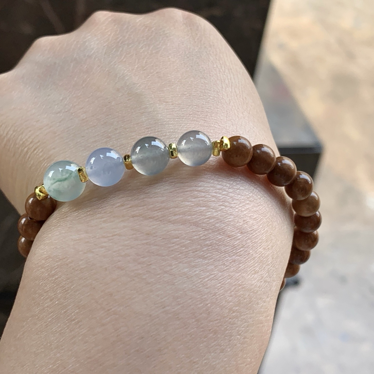 冰种手串^_^透亮 荧光十足 特色